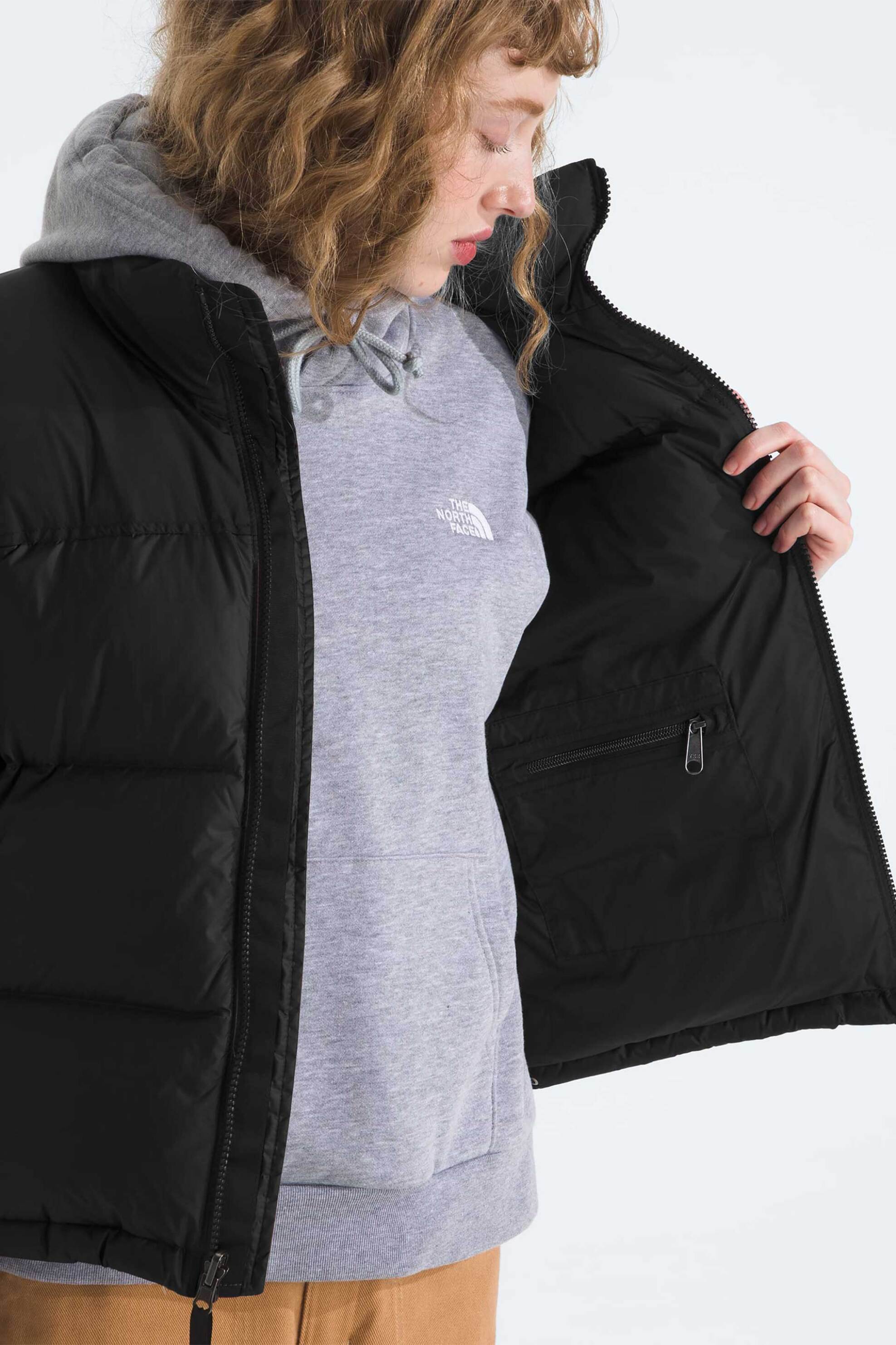 THE NORTH FACE The North Face γυναικείο αδιάβροχο μπουφάν Relaxed Fit "1996 Retro Nuptse" - NF0A3XEOGOF1 Μαύρο - 4