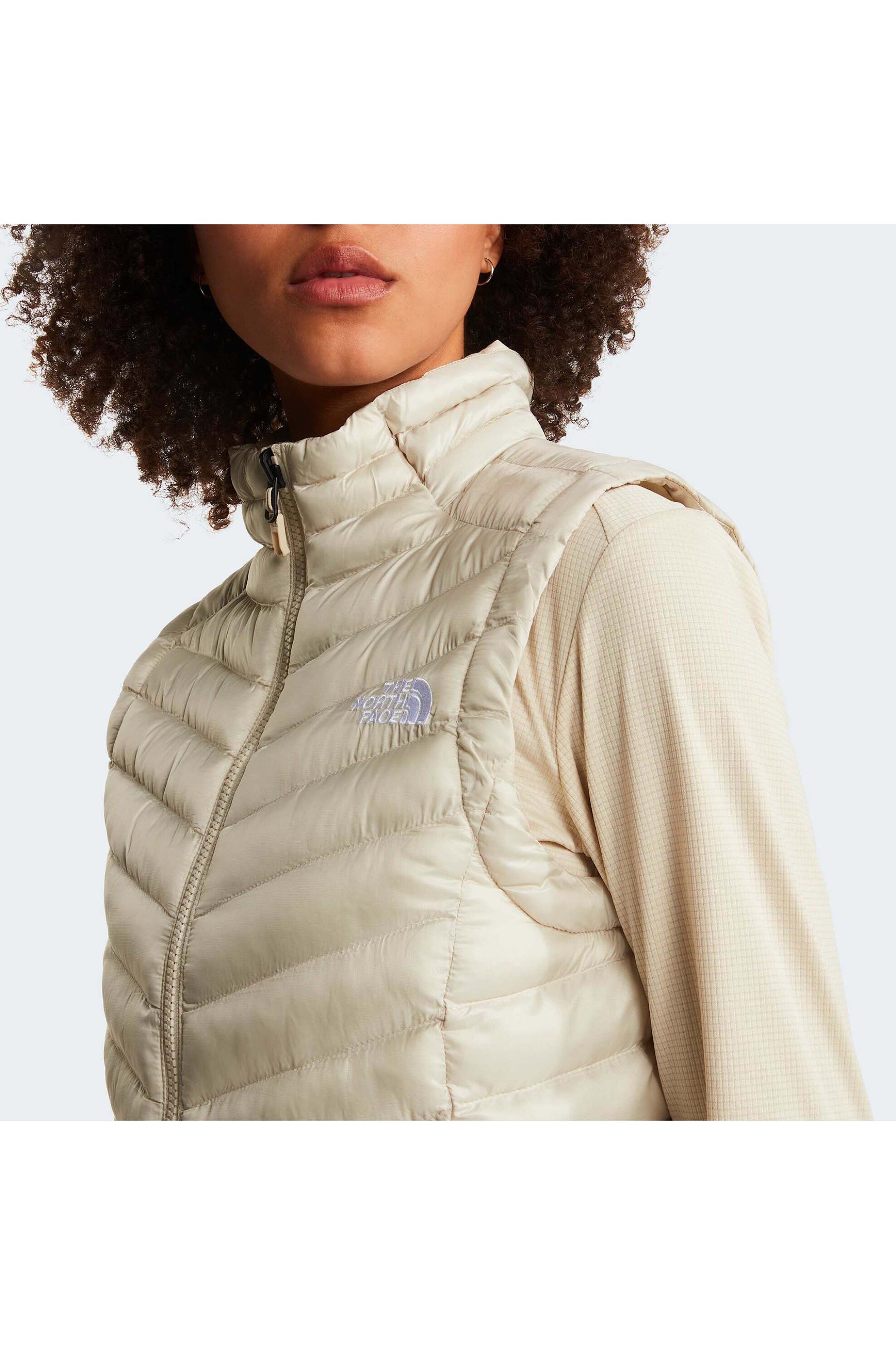 The North Face γυναικείο αμάνικο μπουφάν καπιτονέ 