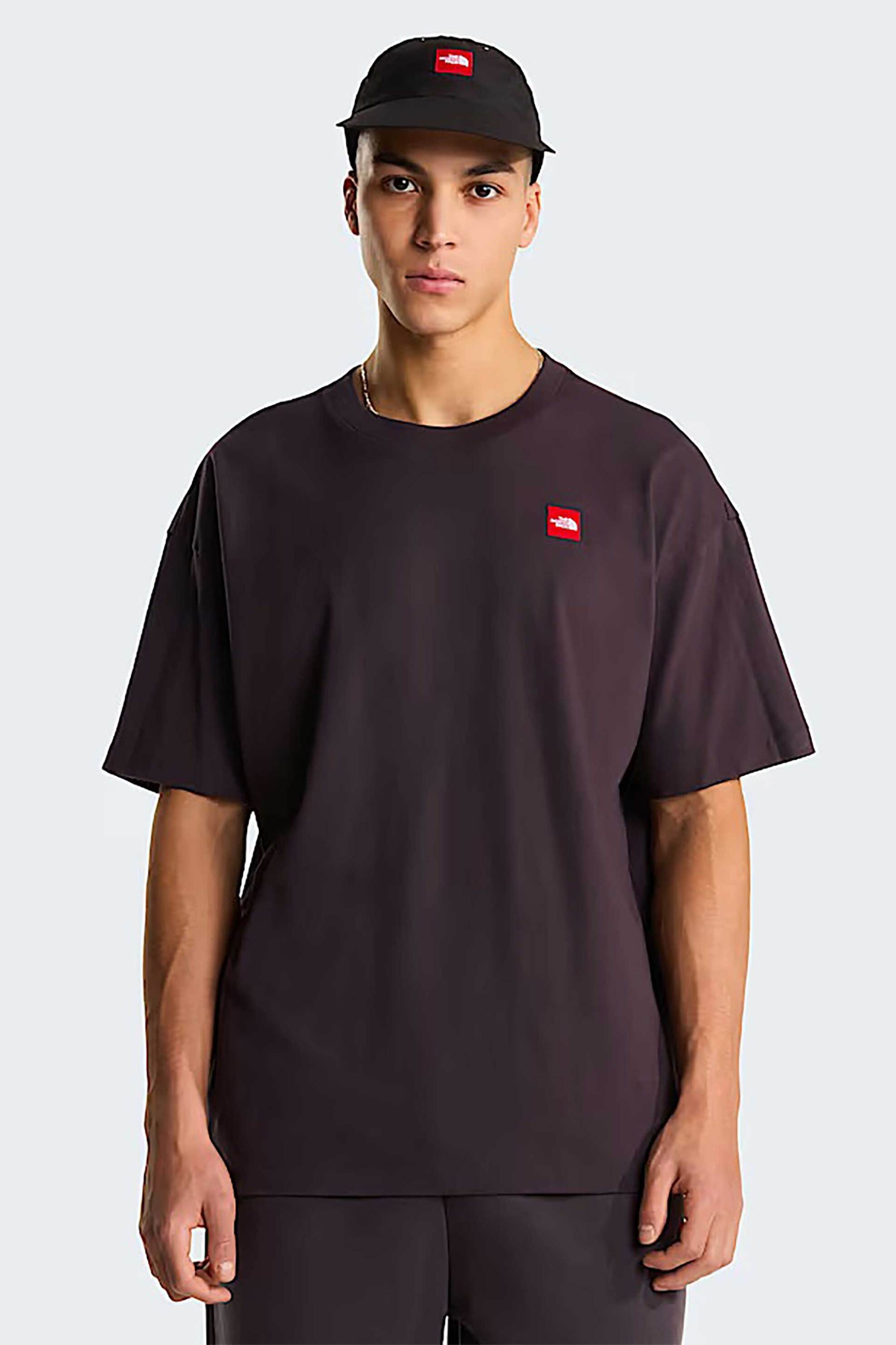 The North Face ανδρικό T-shirt Oversized Fit "Red Box" - NF0A8EG50SA1 Μαύρο