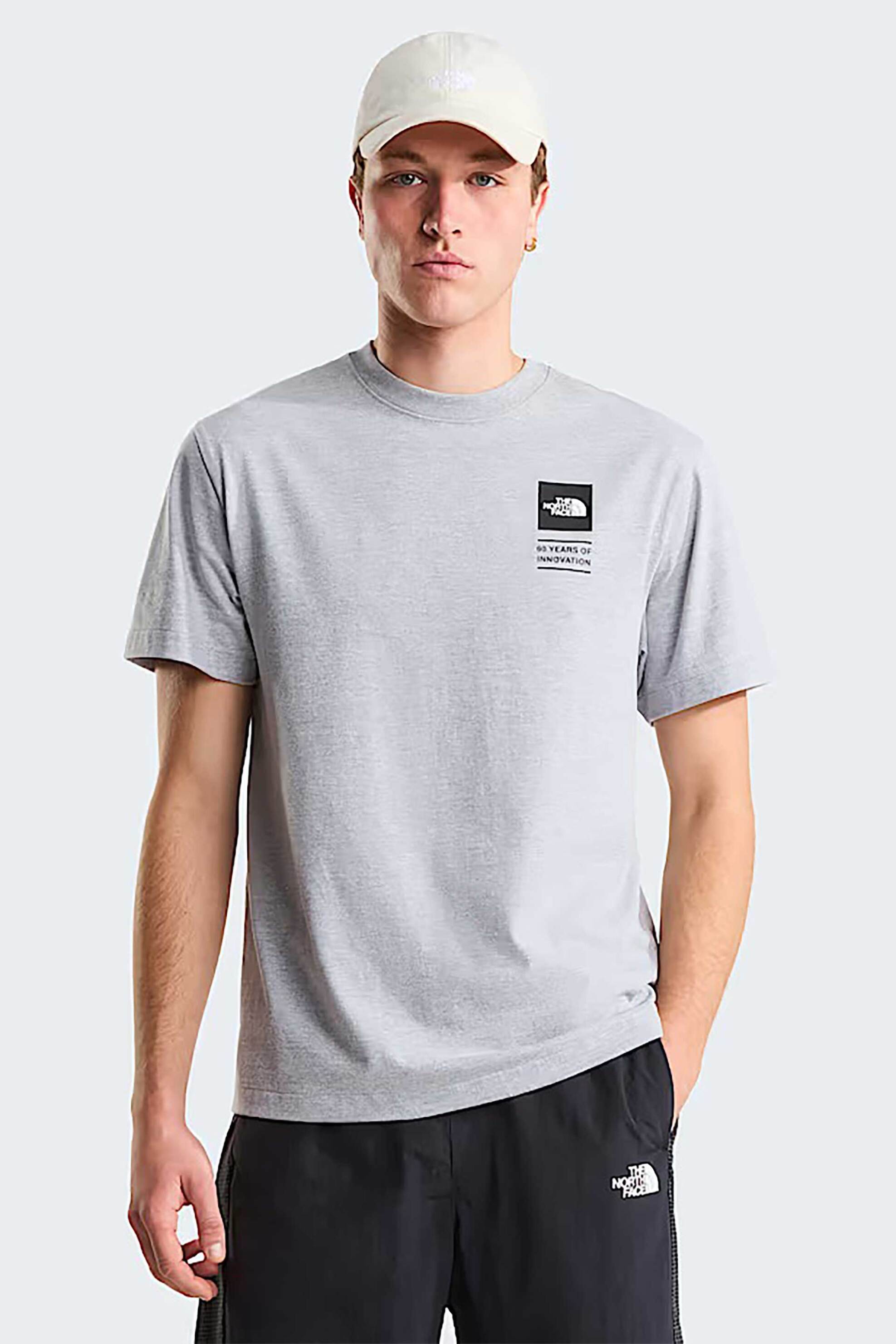 The North Face ανδρικό T-shirt Relaxed Fit "Celebration Graphic" - NF0A8GARCQO1 Γκρι Ανοιχτό
