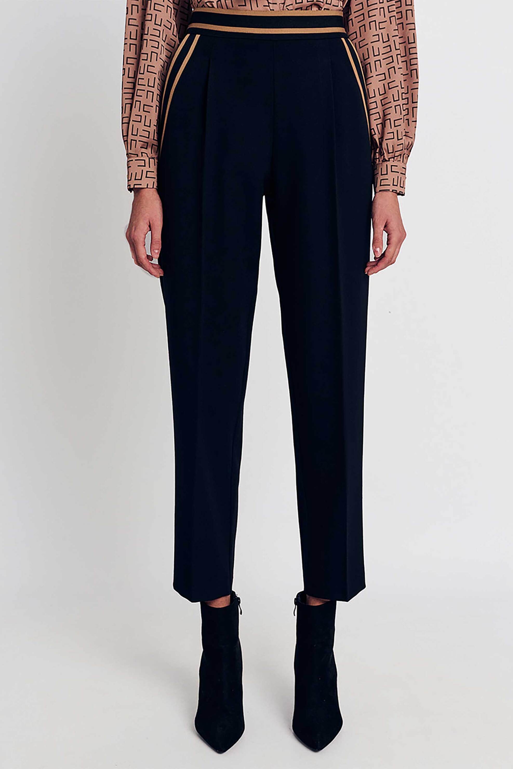 Forel γυναικείο παντελόνι cigarette με διακοσμητικές τρέσες - 079.20.01.012 Μαύρο φωτογραφία