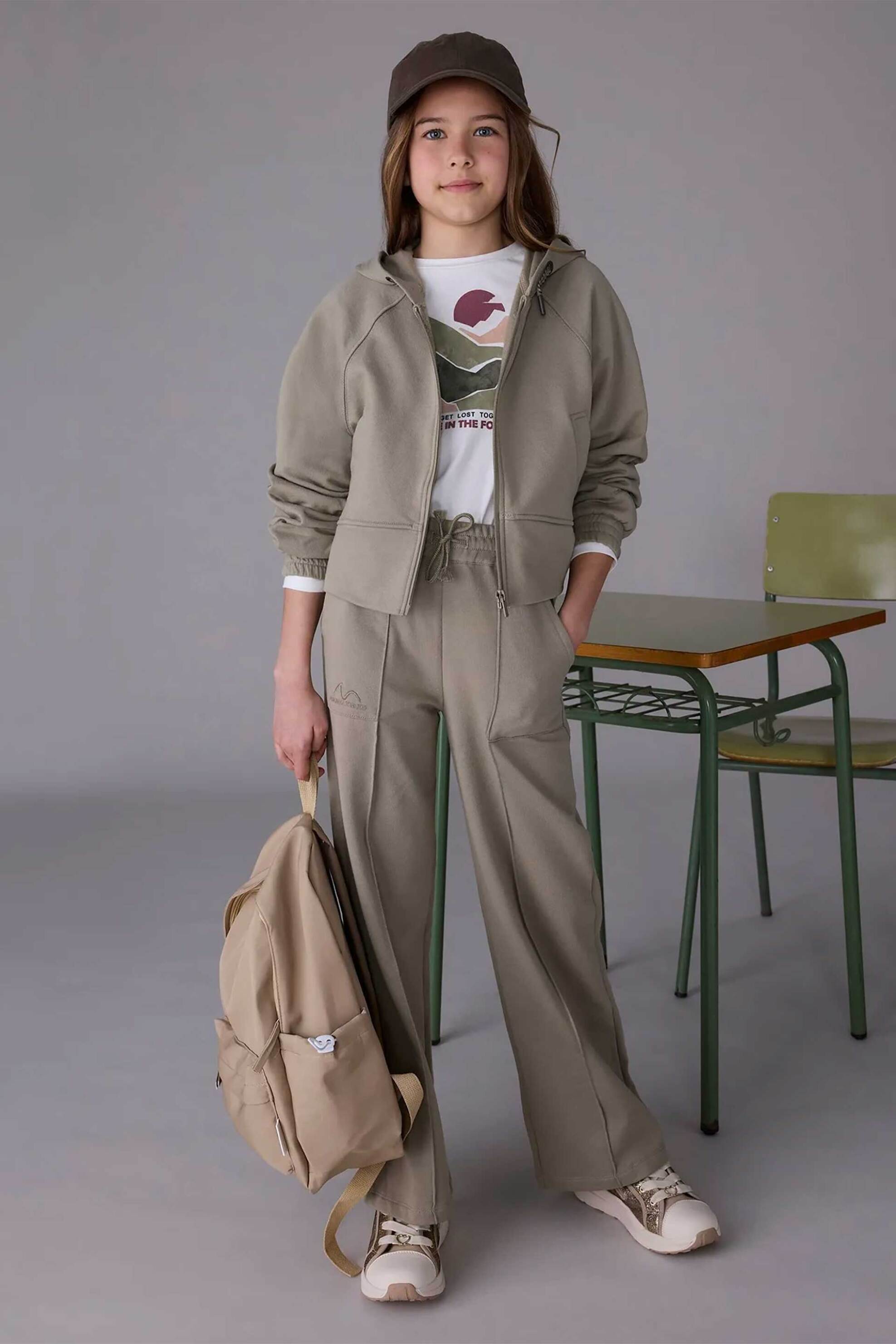 MAYORAL Mayoral παιδικό παντελόνι φόρμας με ελαστική μέση - 7579-W26 Λαδί