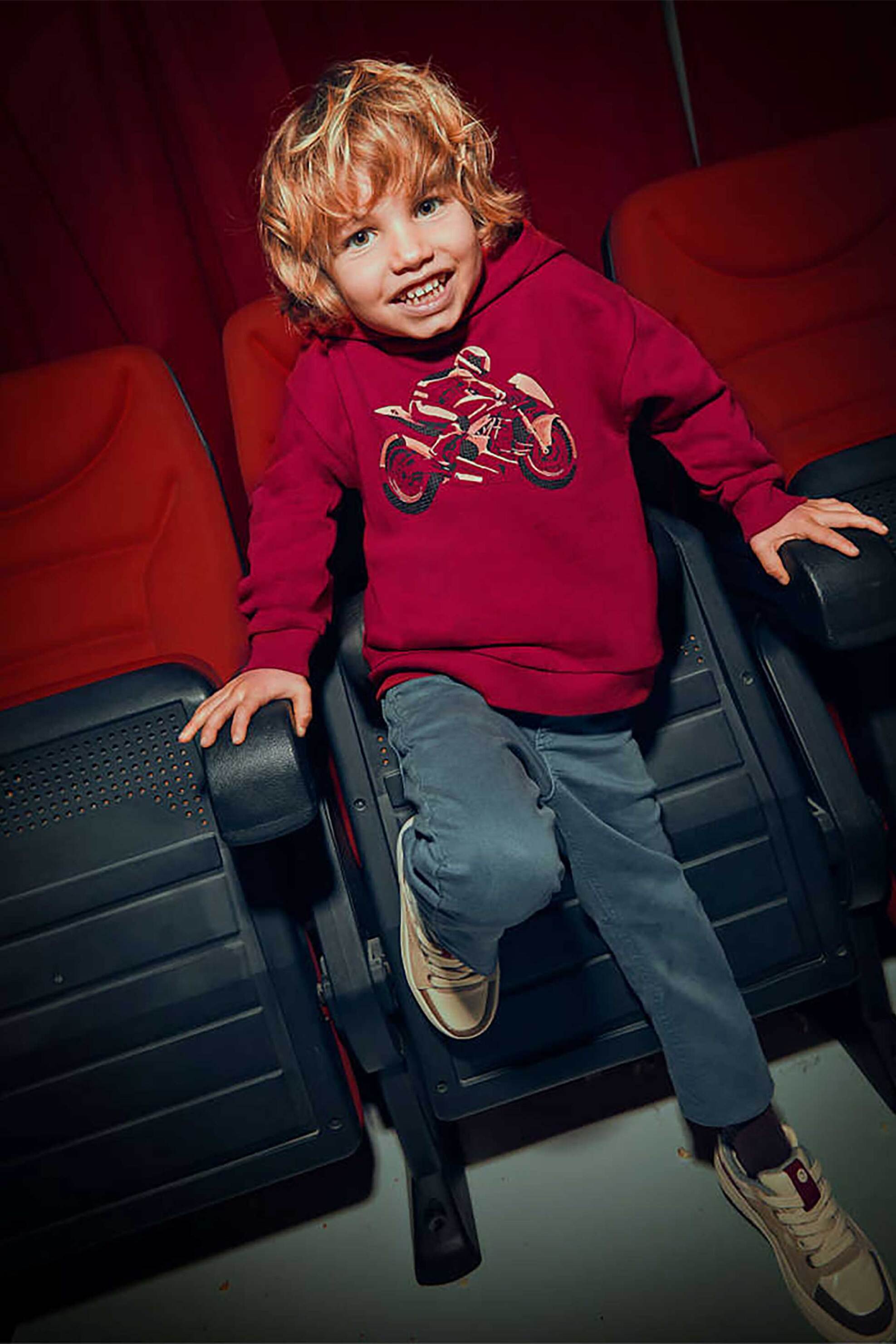 Mayoral παιδική μπλούζα φούτερ με print - 4407-W26 Κόκκινο