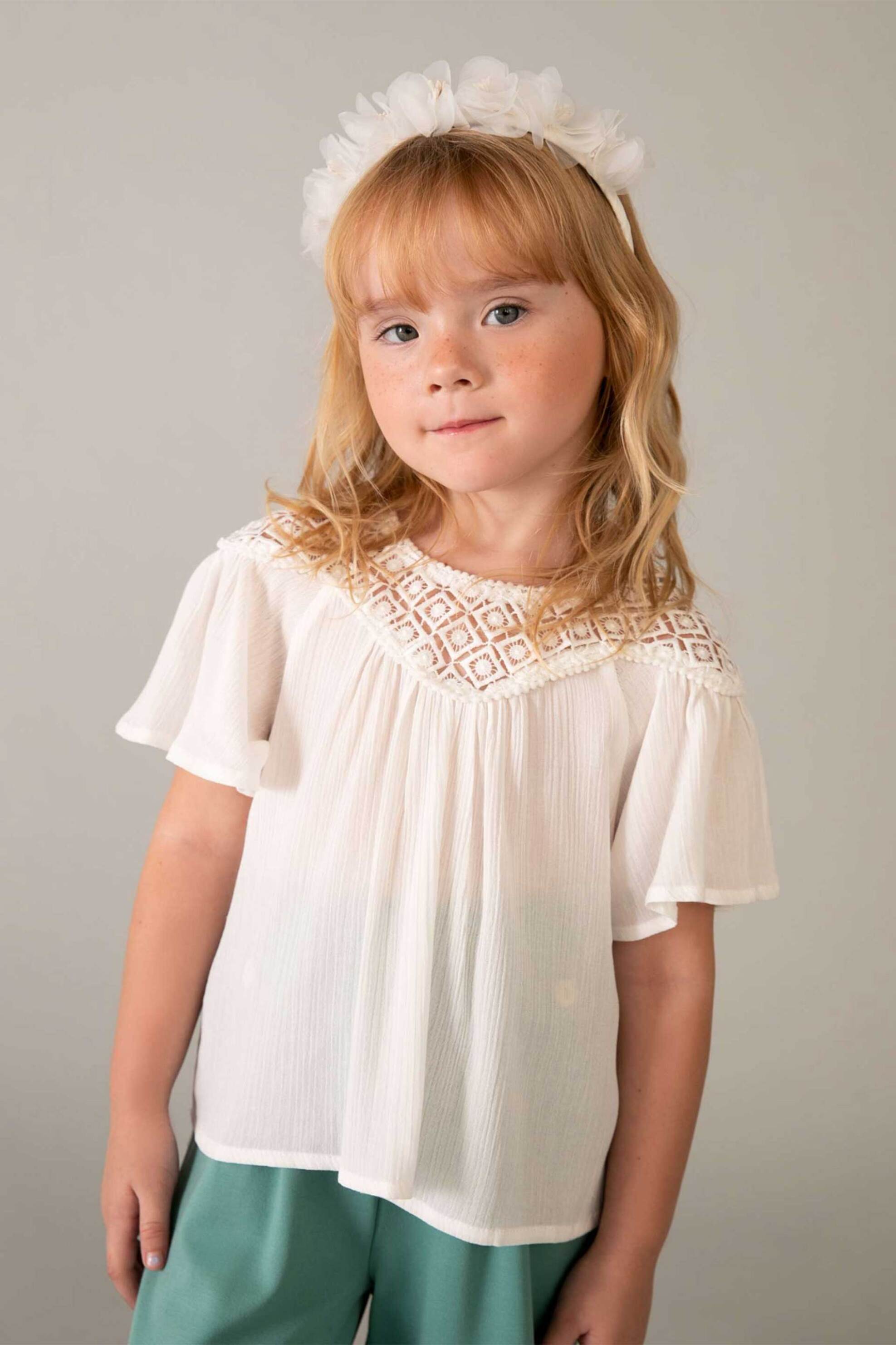 Mayoral παιδική μπλούζα με διάτρητο σχέδιο Regular Fit - 3197-S26 Κρέμ