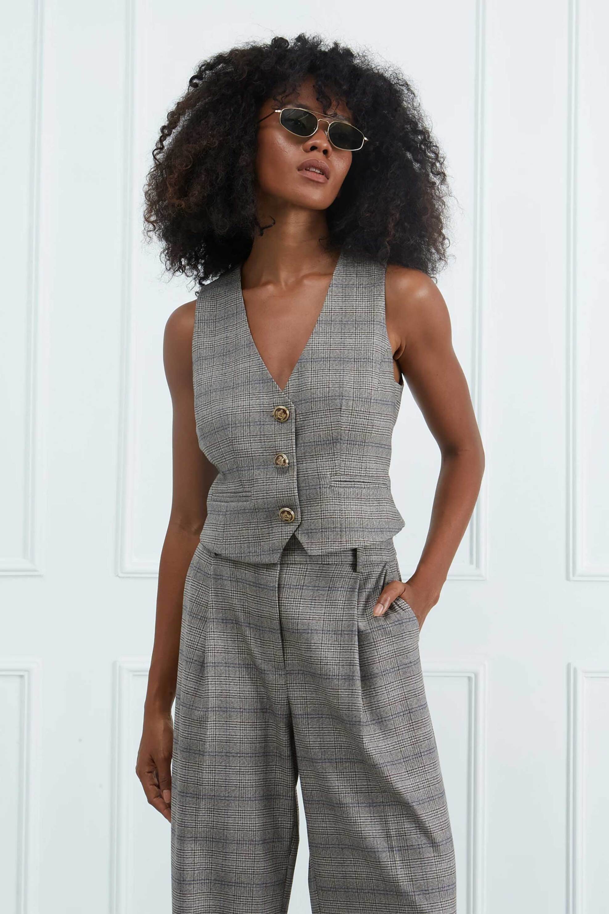 Sarah Lawrence γυναικείο καρό γιλέκο με v λαιμόκοψη - 161-0502 Μπεζ