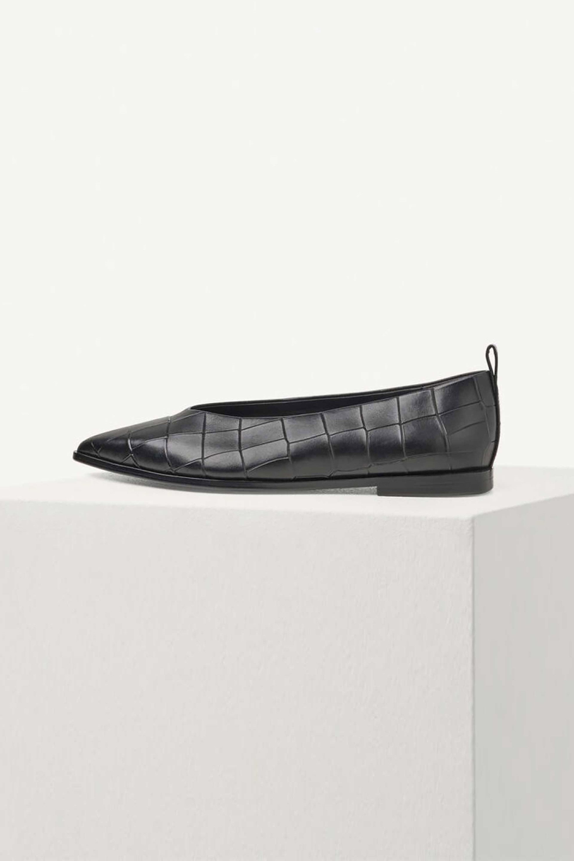 Tamaris γυναικείες μπαλαρίνες με ανάγλυφο σχέδιο - 1-22117-45 Μαύρο