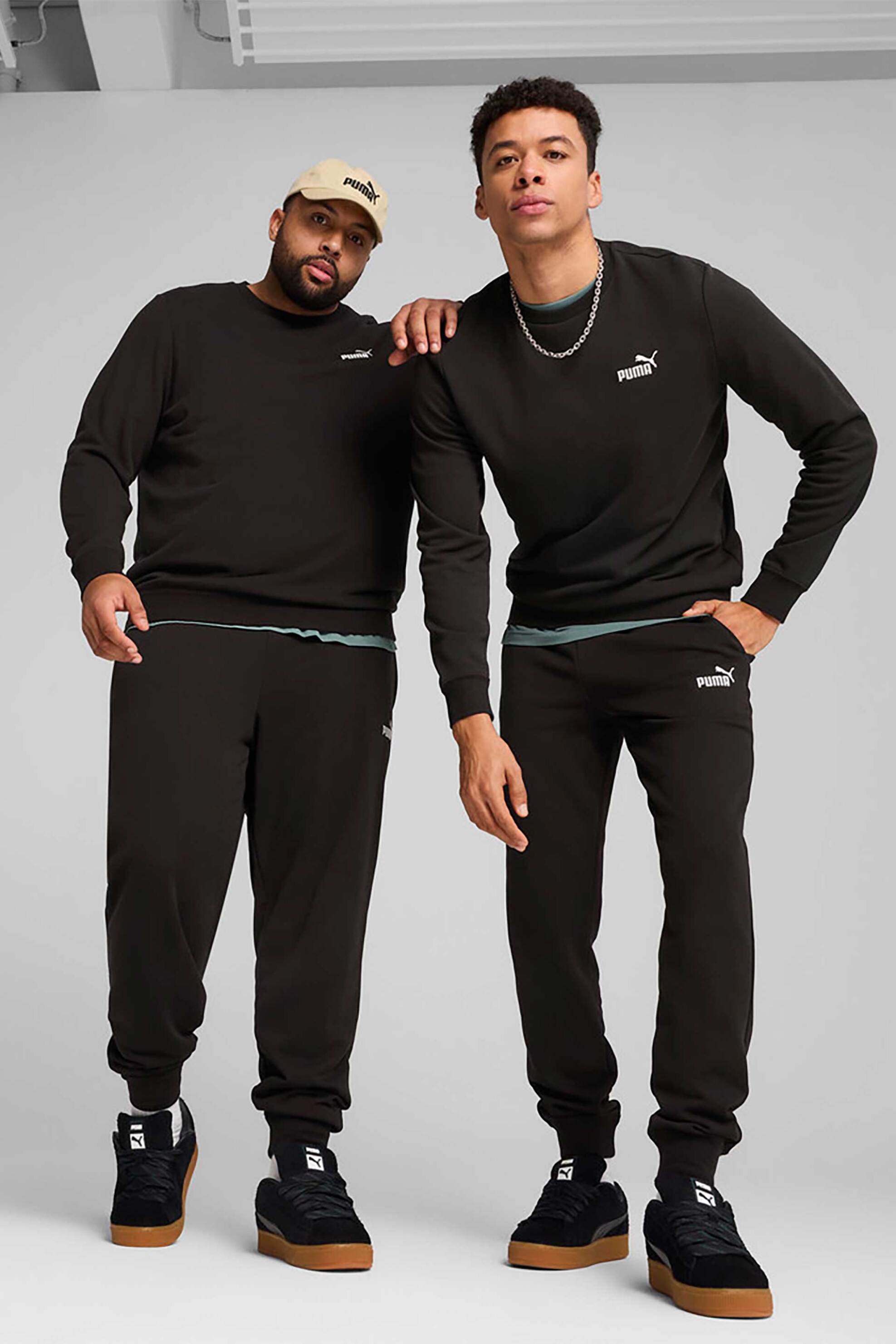 Puma ανδρικό παντελόνι φόρμας με λογότυπο και λάστιχο στο κάτω μέρος "Essential No.1" - 682608 Μαύρο