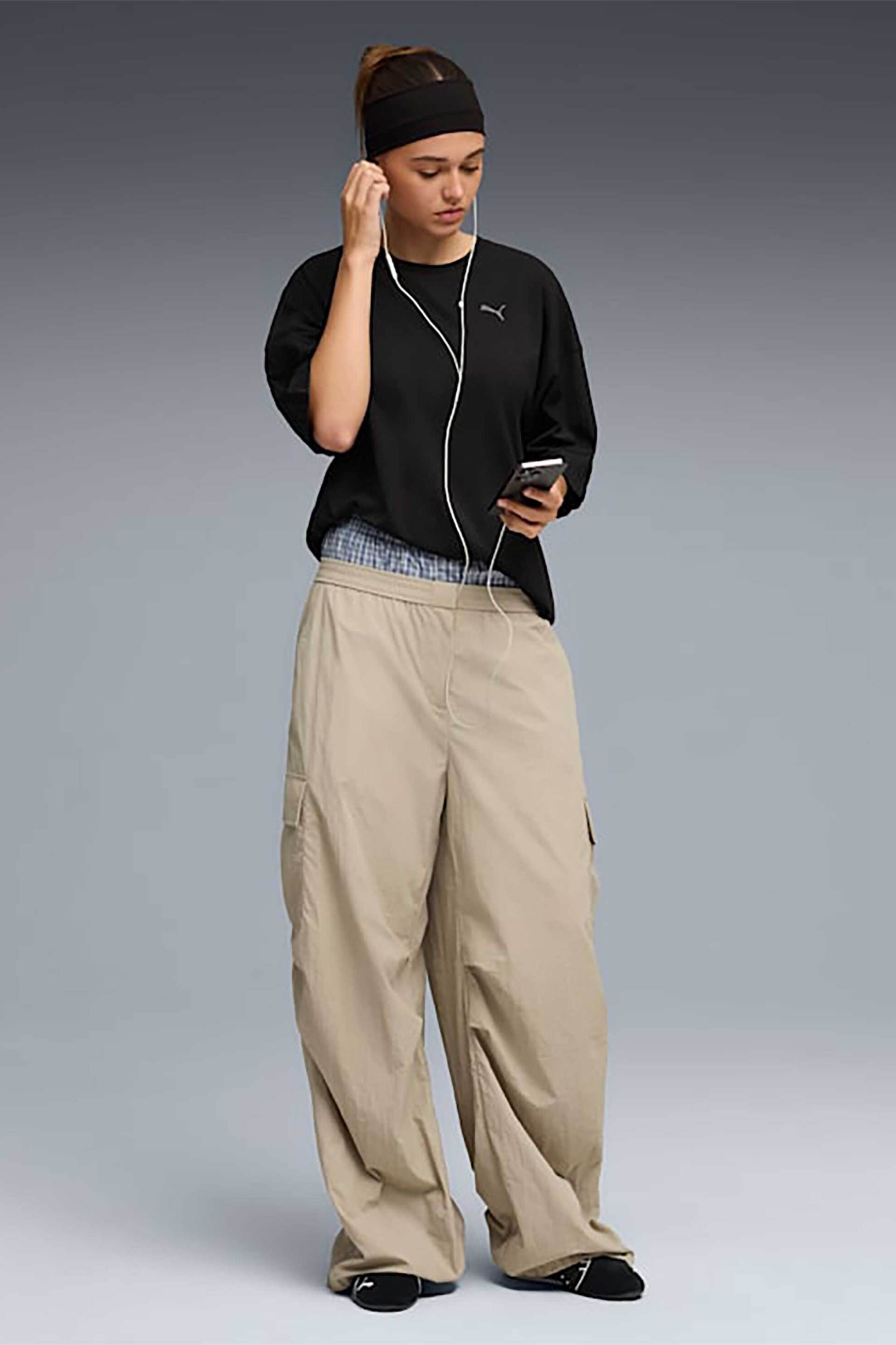 Puma γυναικείο T-shirt με λογότυπο Oversized Fit 