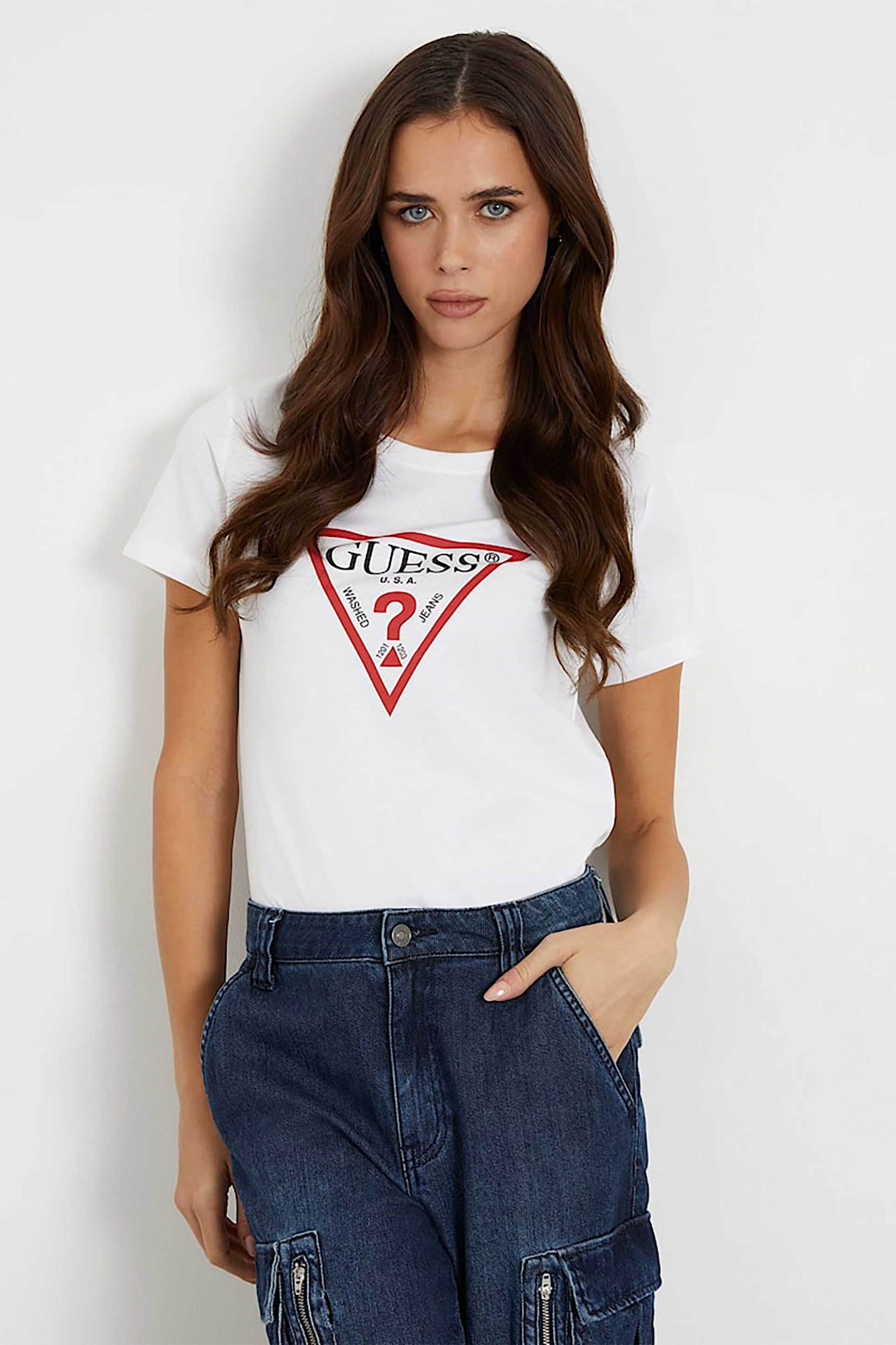 GUESS Guess γυναικείο βαμβακερό T-shirt με τριγωνικό λογότυπο μπροστά - W1YI1BI3Z14 Λευκό