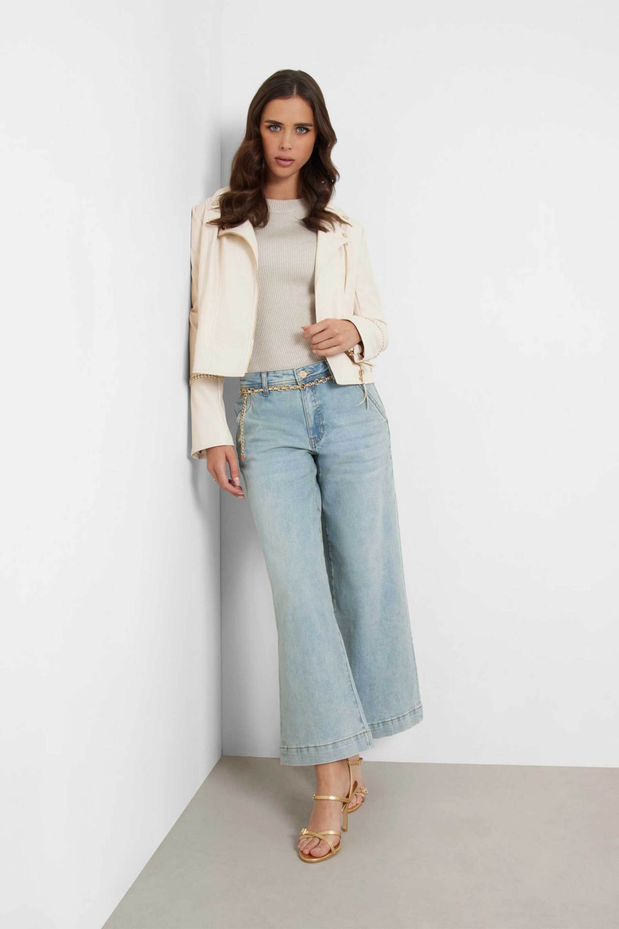 Guess γυναικείο μπουφάν biker με χρυσές λεπτομέρειες - W4YL21WE480 Κρέμ φωτογραφία