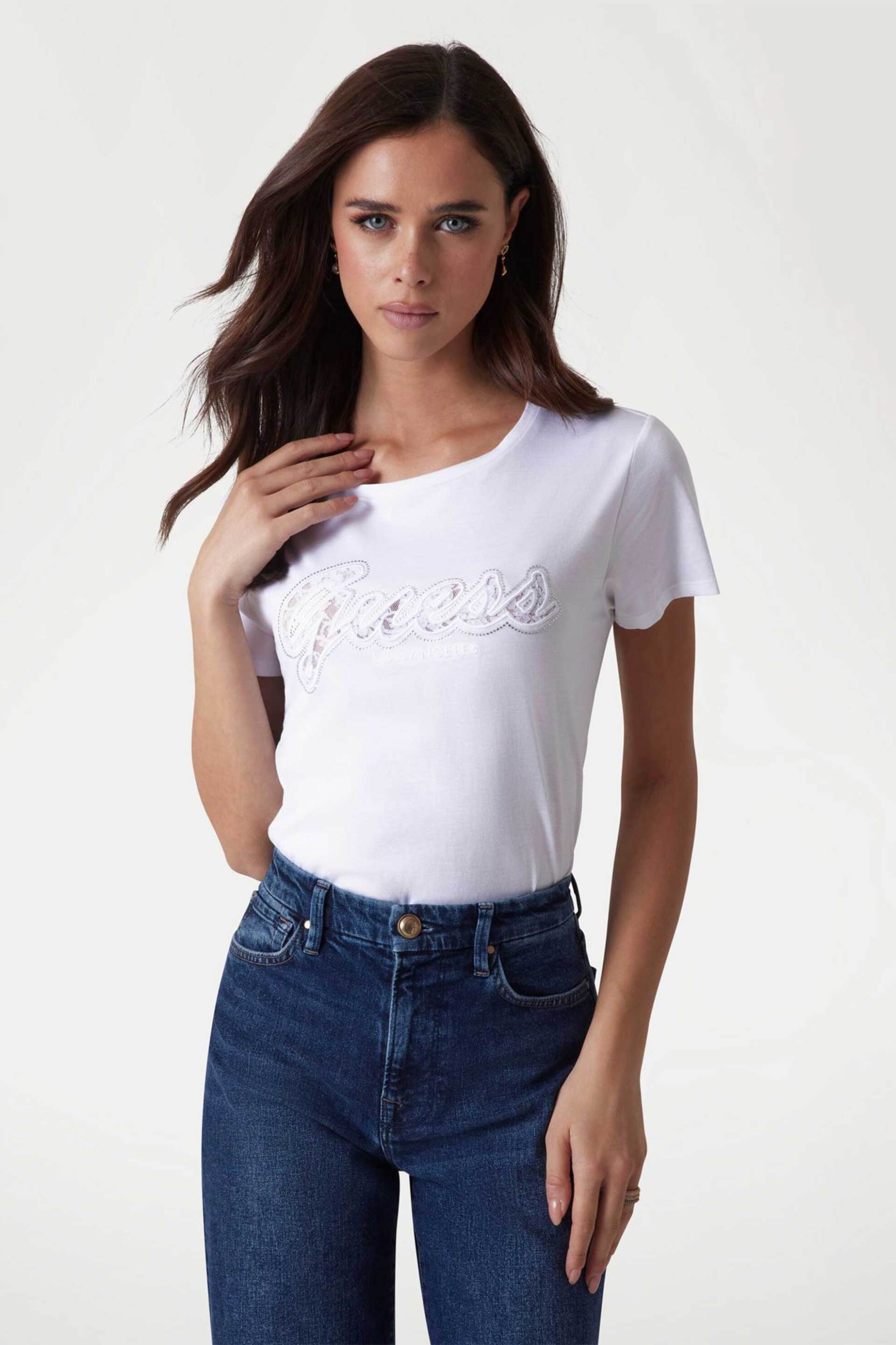 Guess Guess γυναικείο T-shirt με δαντελένιο λογότυπο με στρας Regular Fit - W5RI08K9RM1 Λευκό 2025