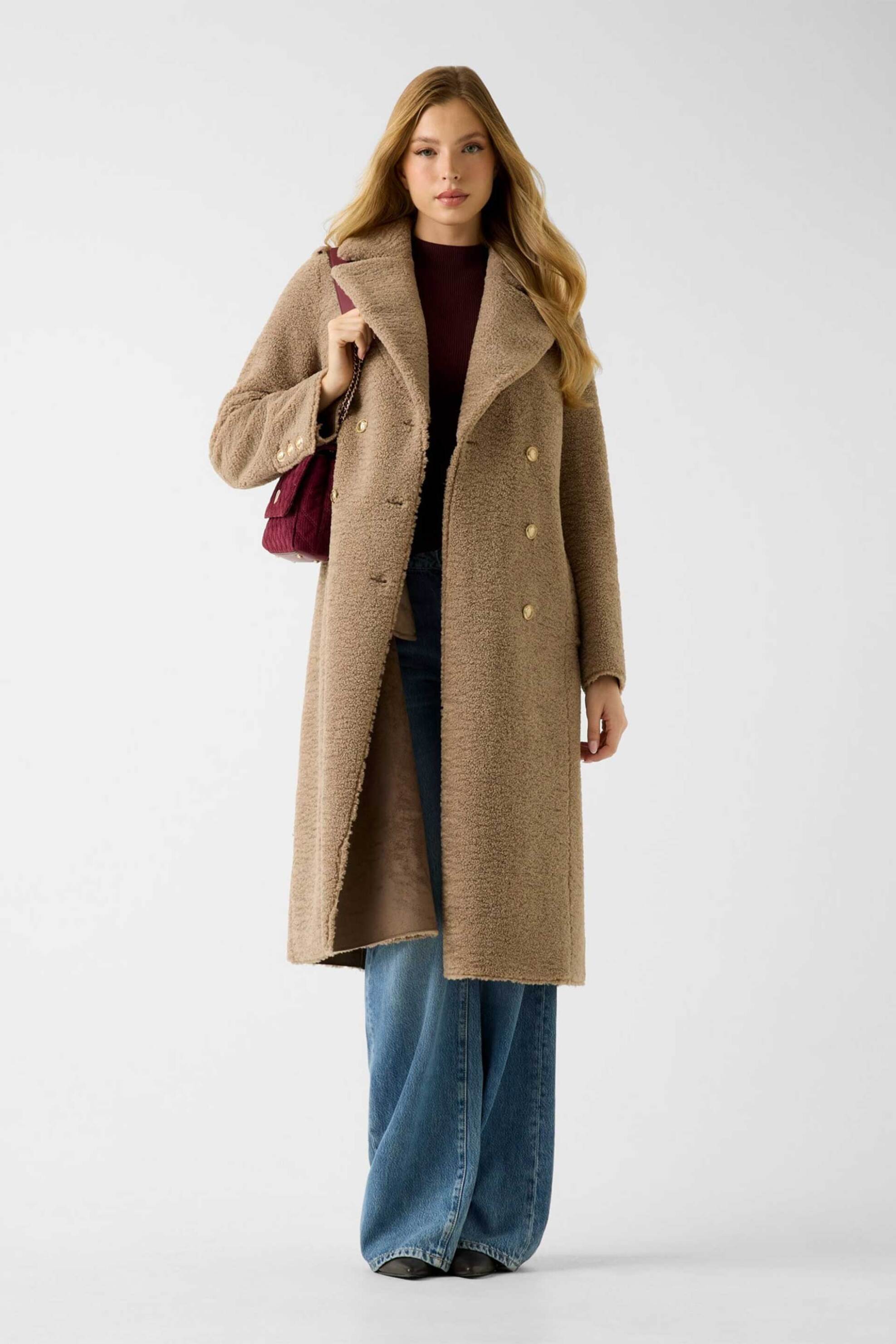 Γυναικεία πανωφόρια guess σε μπεζ