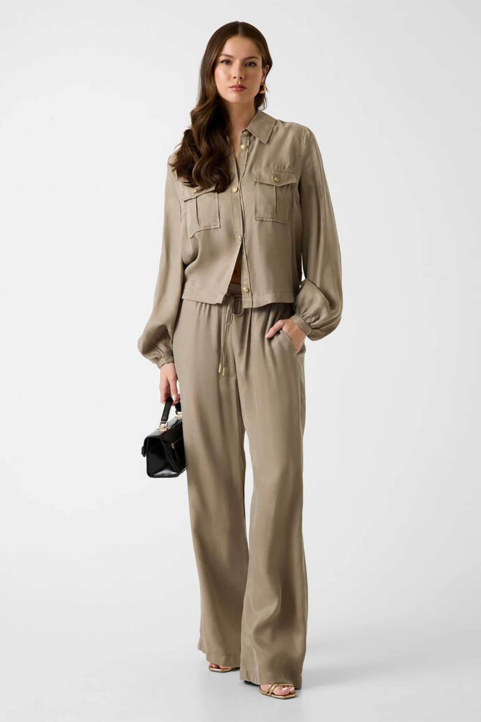 Guess γυναικείο πουκάμισο μονόχρωμο Regular Fit - W6GH22W1789 Καφέ Ανοιχτό