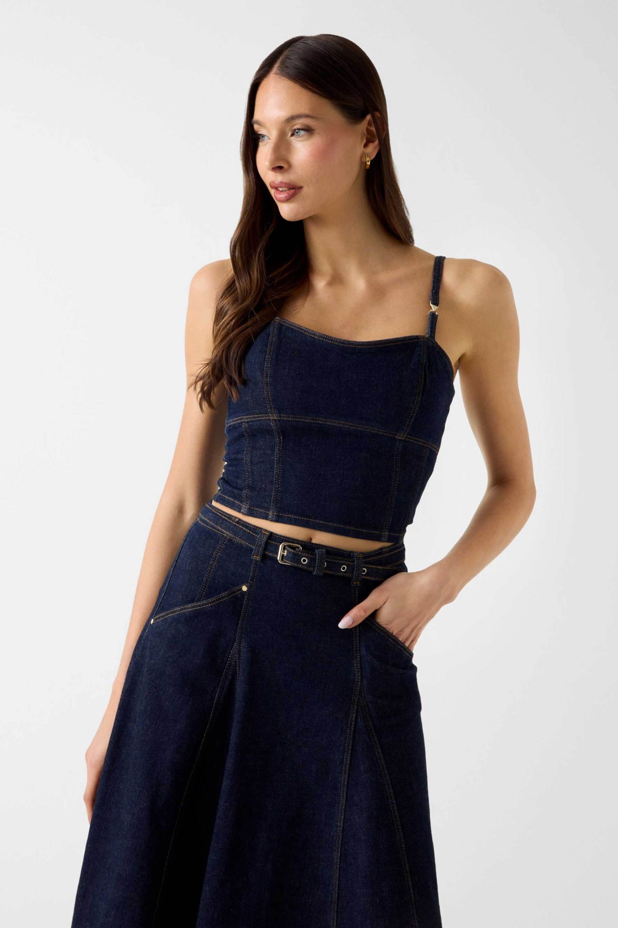 Guess γυναικείο denim αμάνικο μπουστάκι cropped 