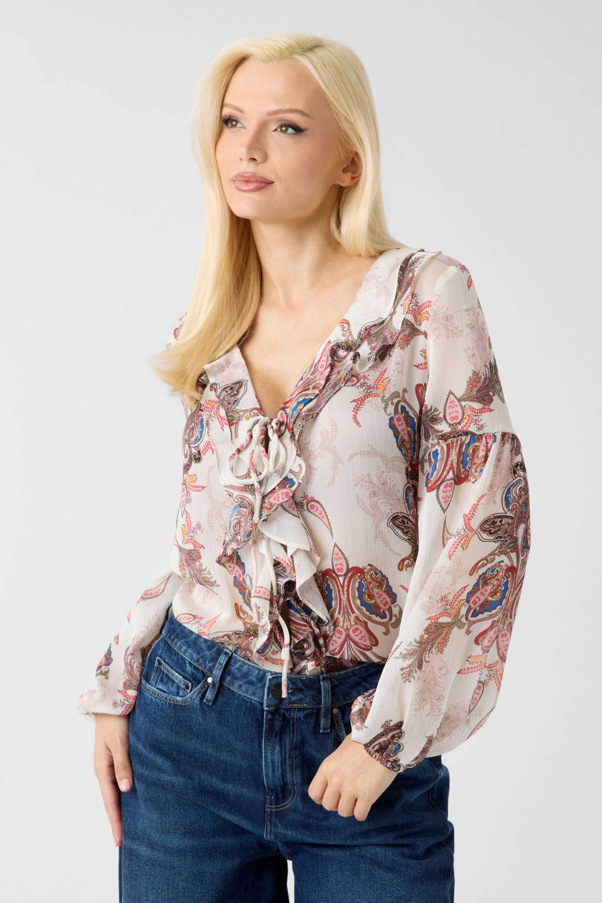Guess γυναικεία μπλούζα με βολάν και paisley pattern 