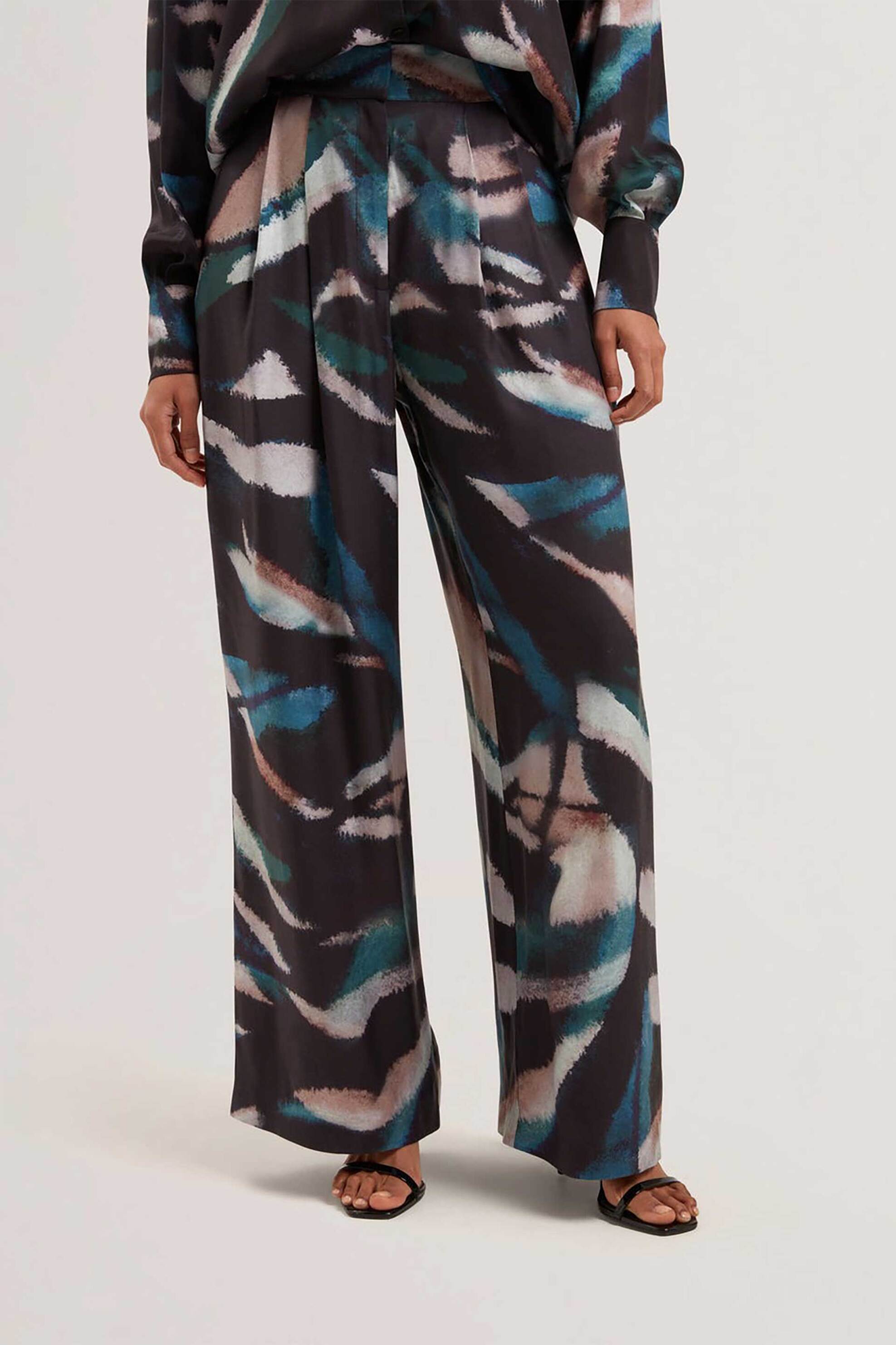 TED BAKER Ted Baker γυναικείο παντελόνι με εμπριμέ σχέδιο "Ulipa" - 278271 Μαύρο - 2