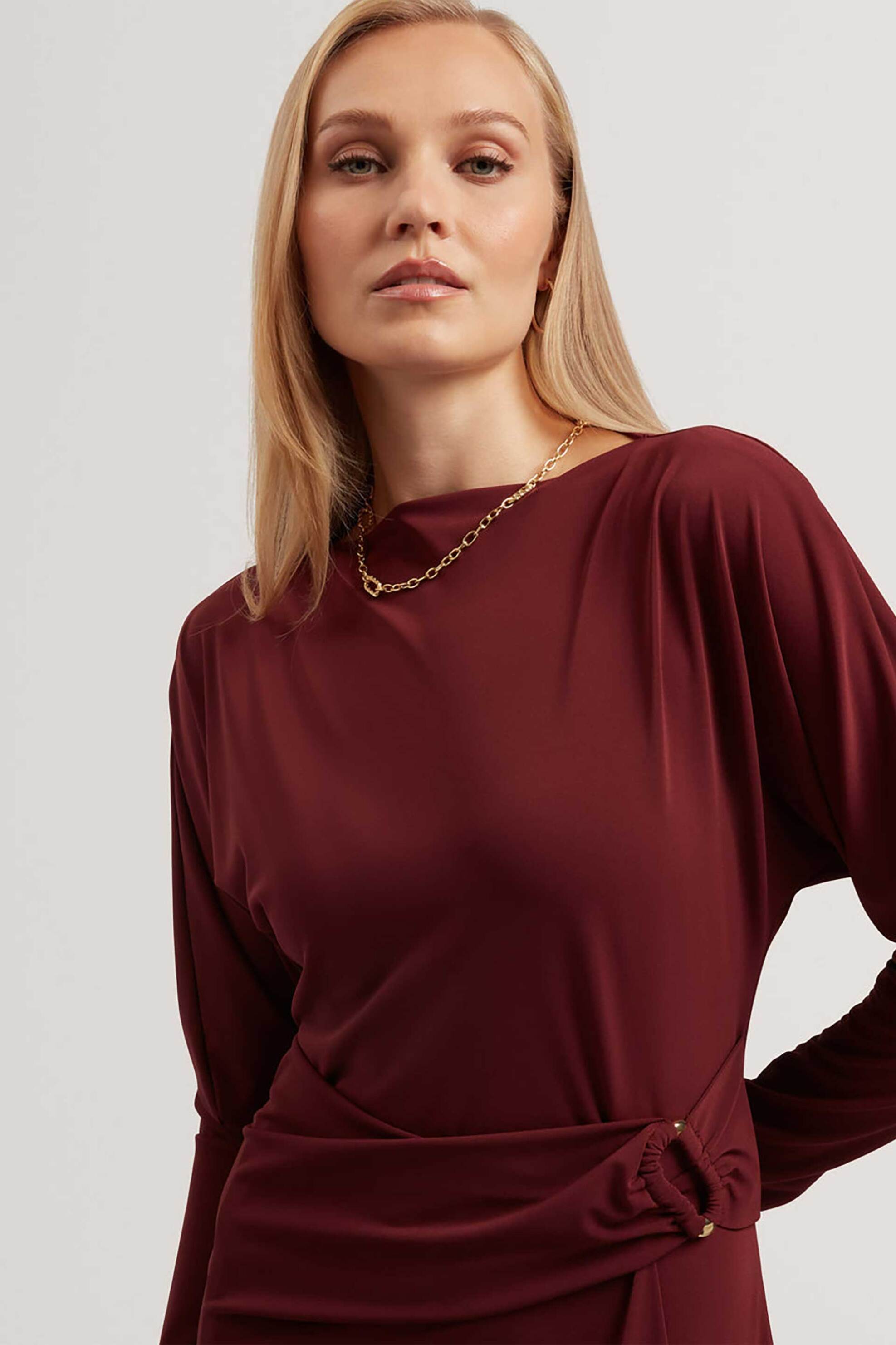 Ted Baker γυναικείο midi φόρεμα μονόχρωμο "Ralhaa" - 280865 Μπορντό φωτογραφία