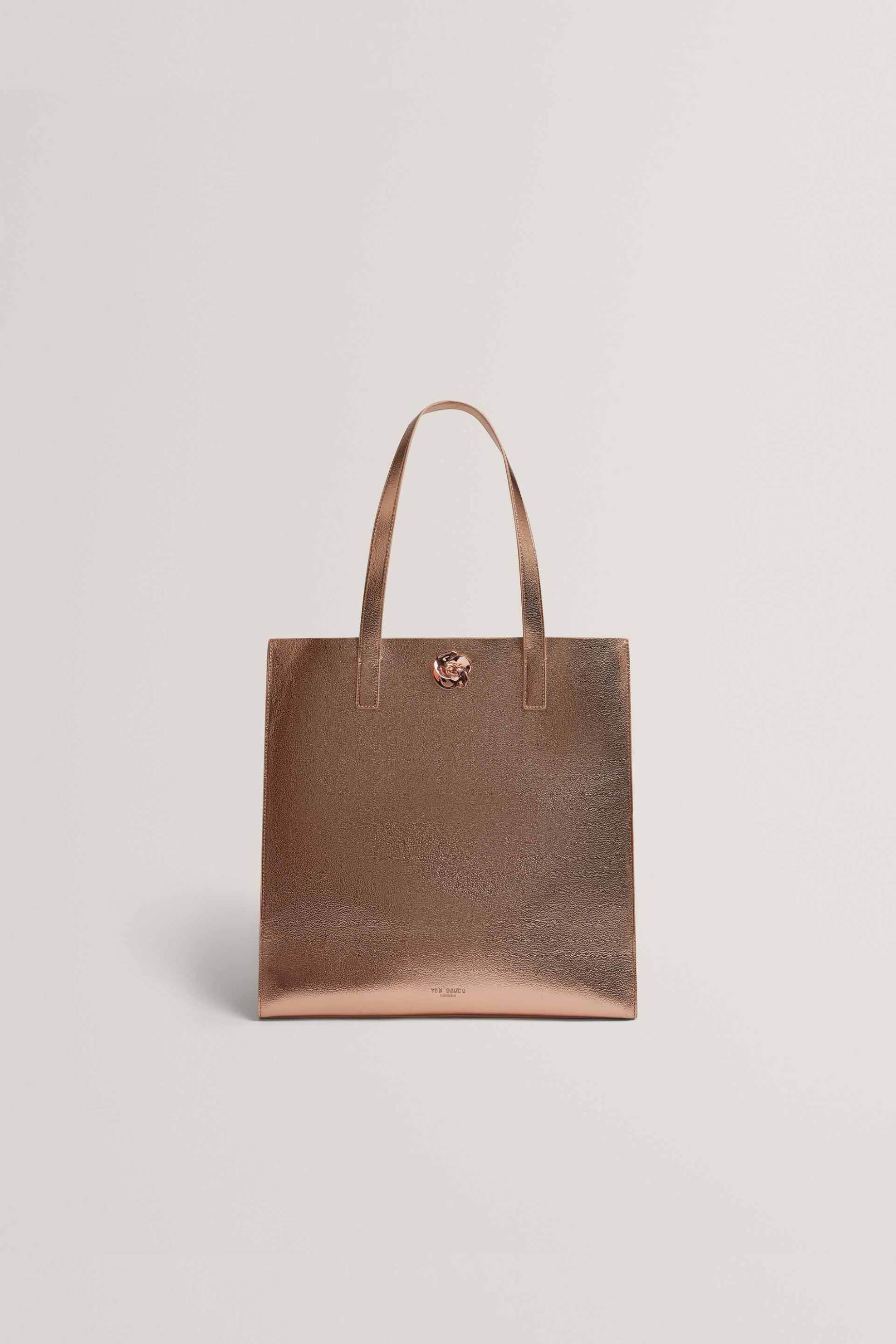 Ted Baker γυναικεία τσάντα ώμου με μεταλλικό λουλούδι "Rosmah" | ONE SIZE