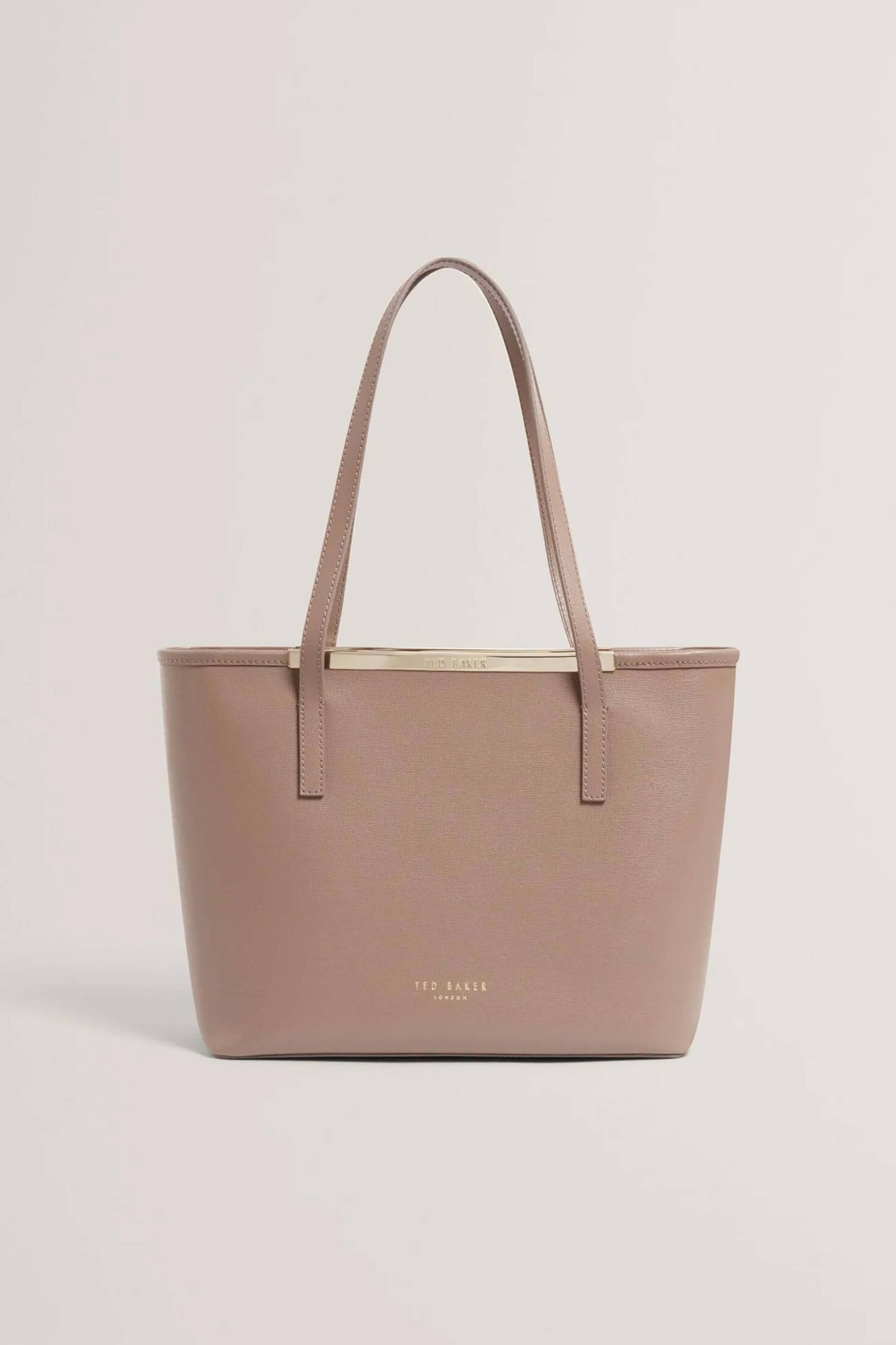 TED BAKER Ted Baker γυναικεία τσάντα ώμου με μεταλλικό λογότυπο ''Hayleyz'' - 285702 Μπεζ