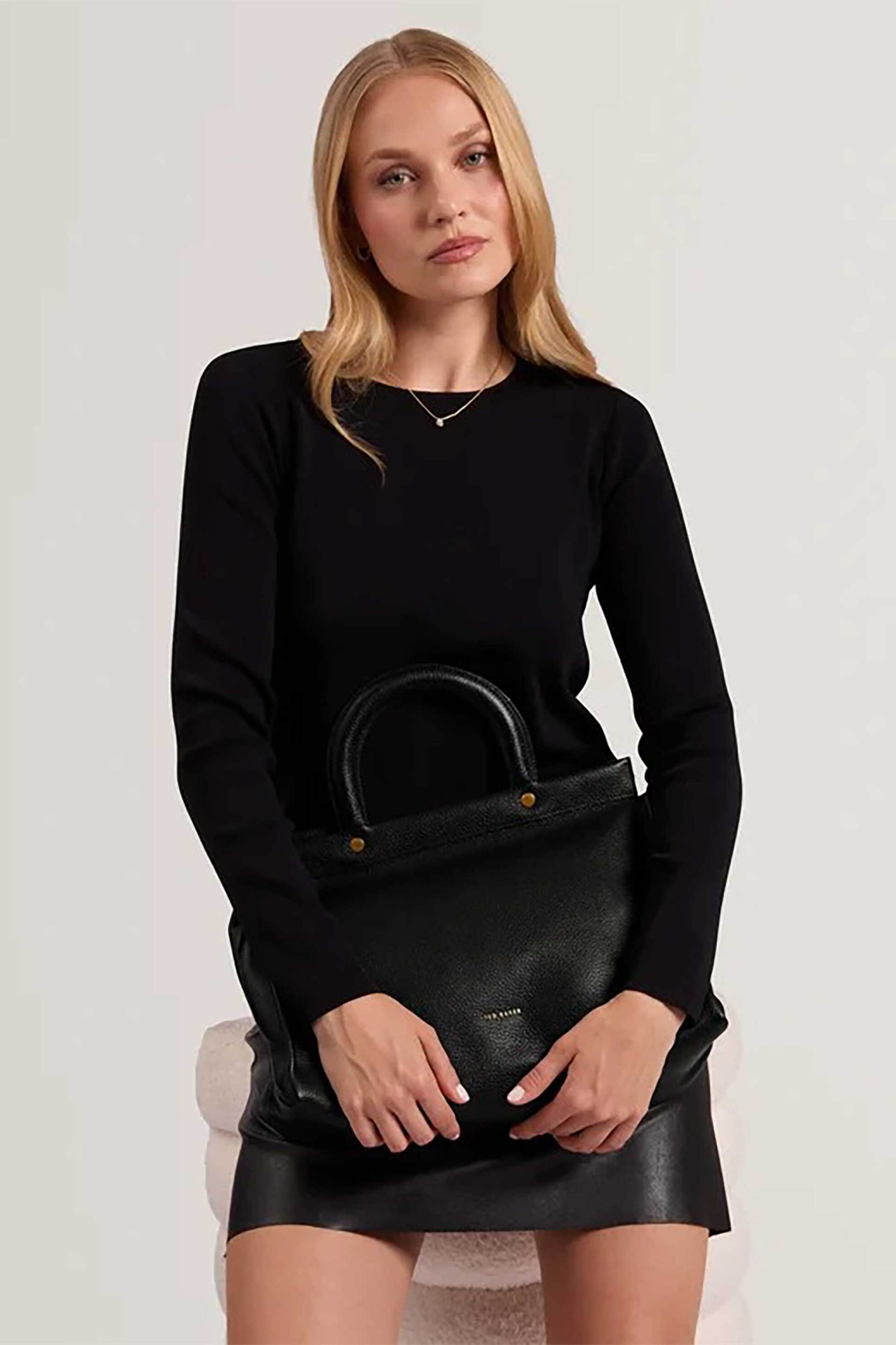 TED BAKER Ted Baker γυναικεία τσάντα χειρός "Rettia" - 285935 Μαύρο - 4