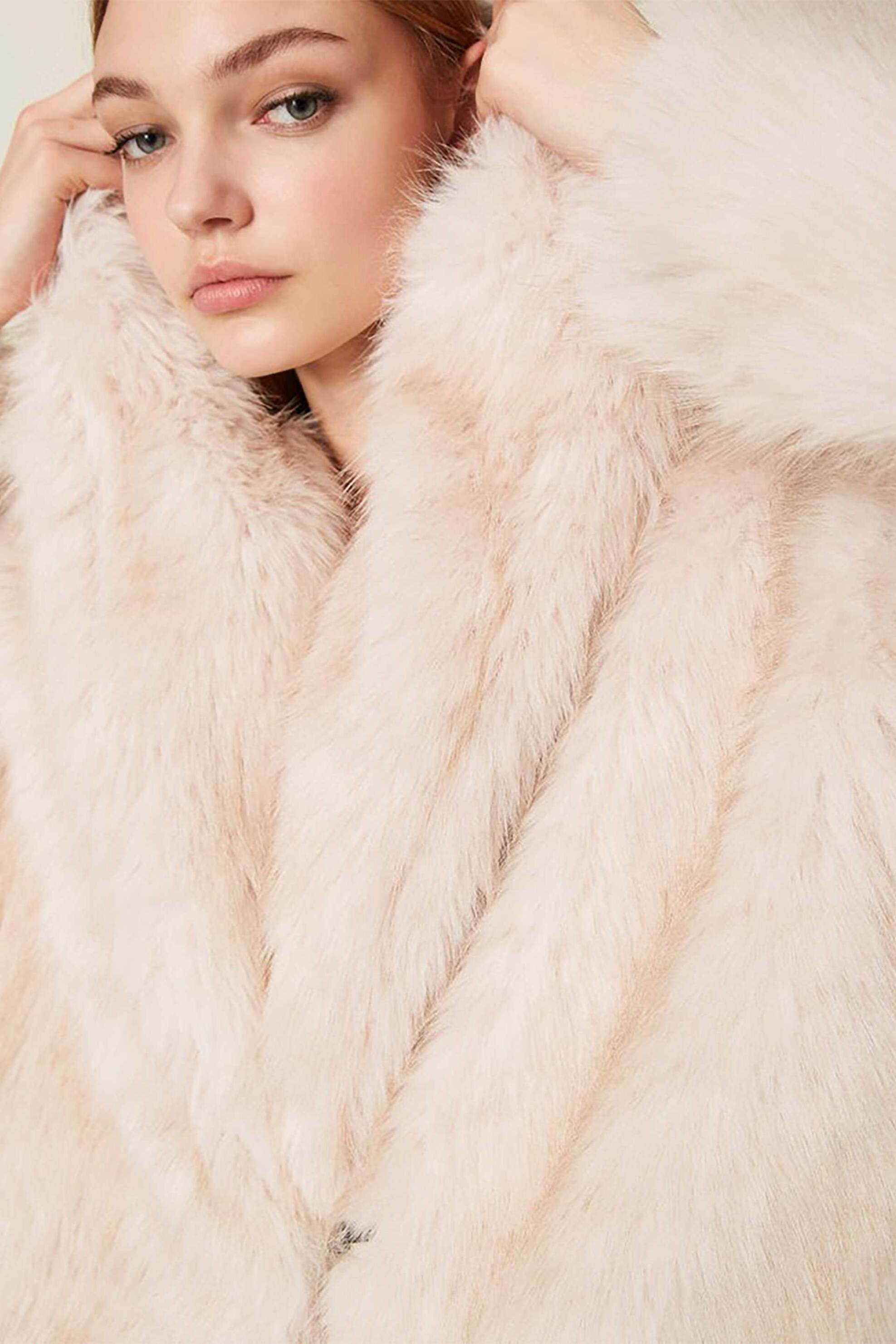 Twinset γυναικεία faux γούνα με φαρδιά κουκούλα - 252TF2090 Εκρού φωτογραφία