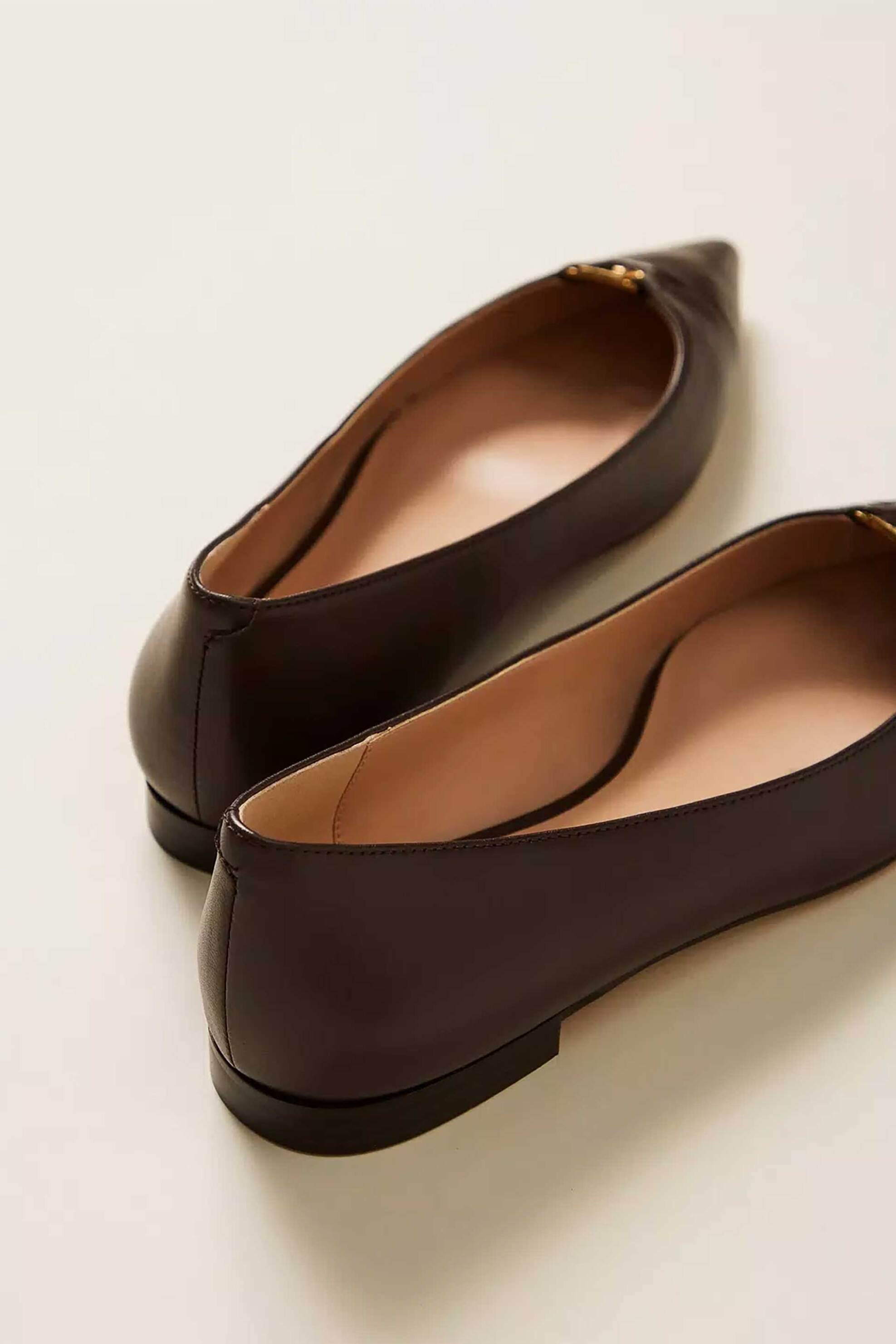 TWINSET Twinset γυναικείες μπαλαρίνες με μεταλλικό λογότυπο - 262TCP010 Καφέ - 3
