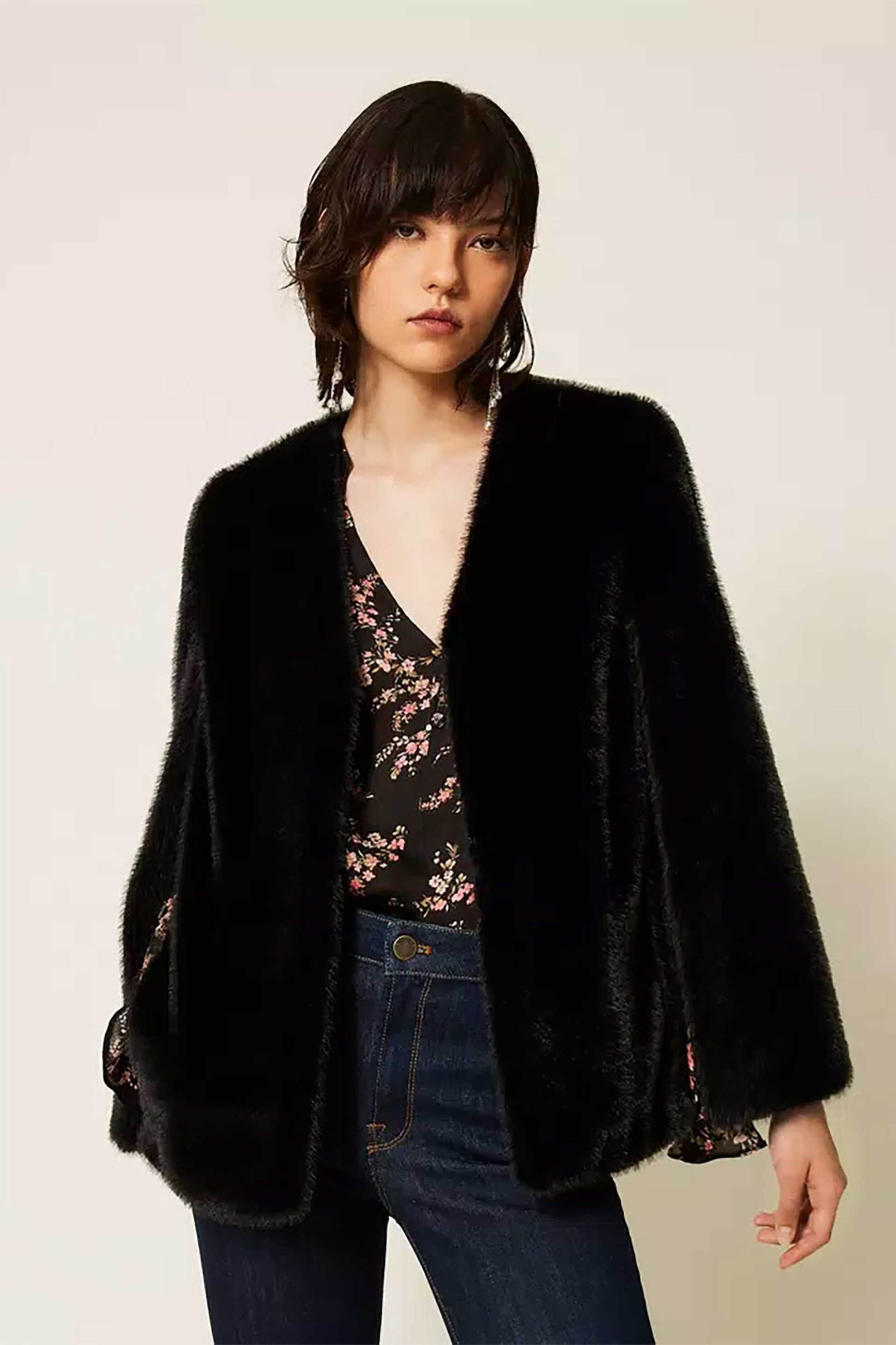 TWINSET Twinset γυναικεία faux fur κάπα - 262TP2242 Μαύρο