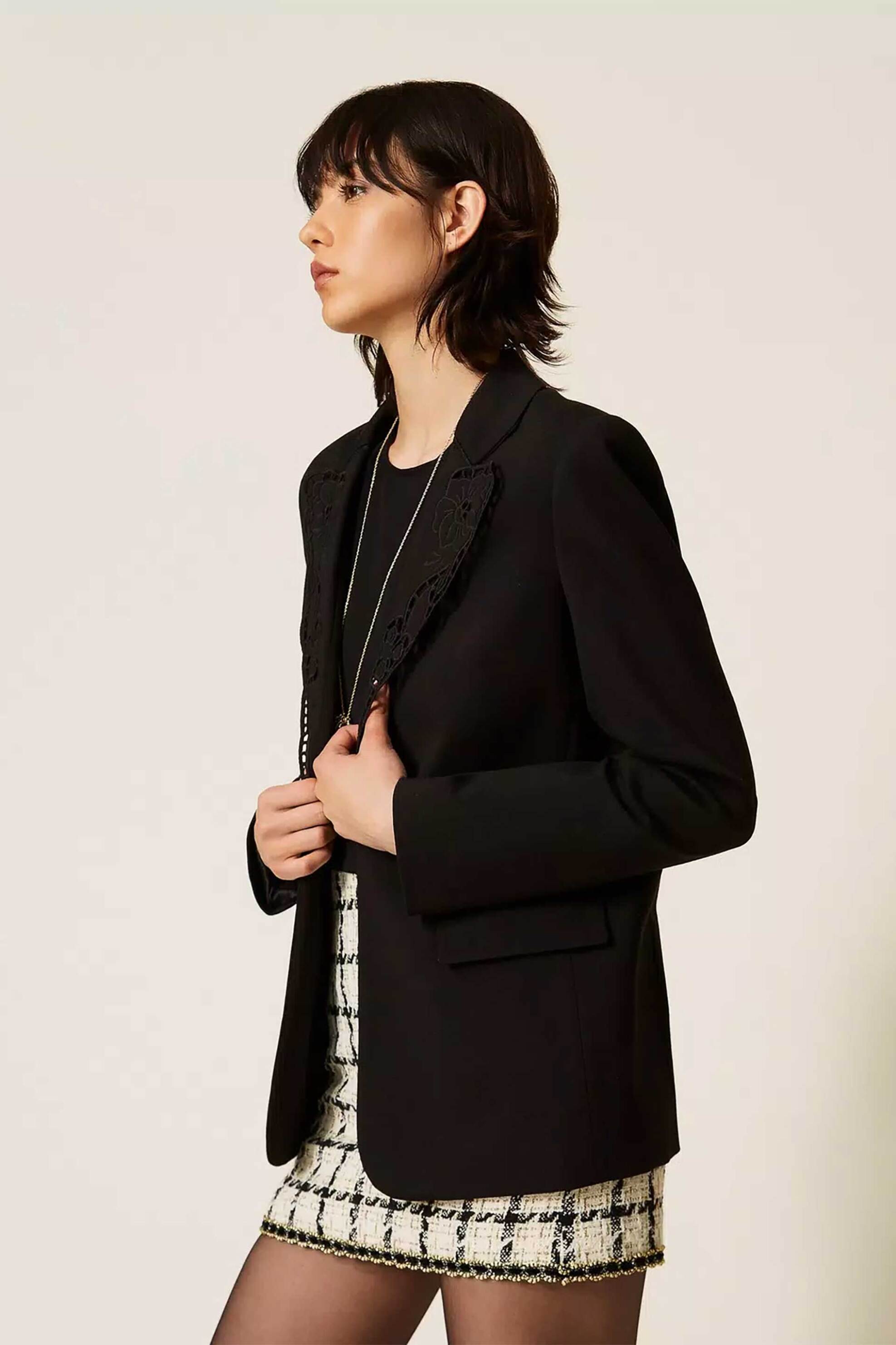 TWINSET Twinset γυναικείο σακάκι με κέντημα στο γιακά - 262TP2675 Μαύρο - 3