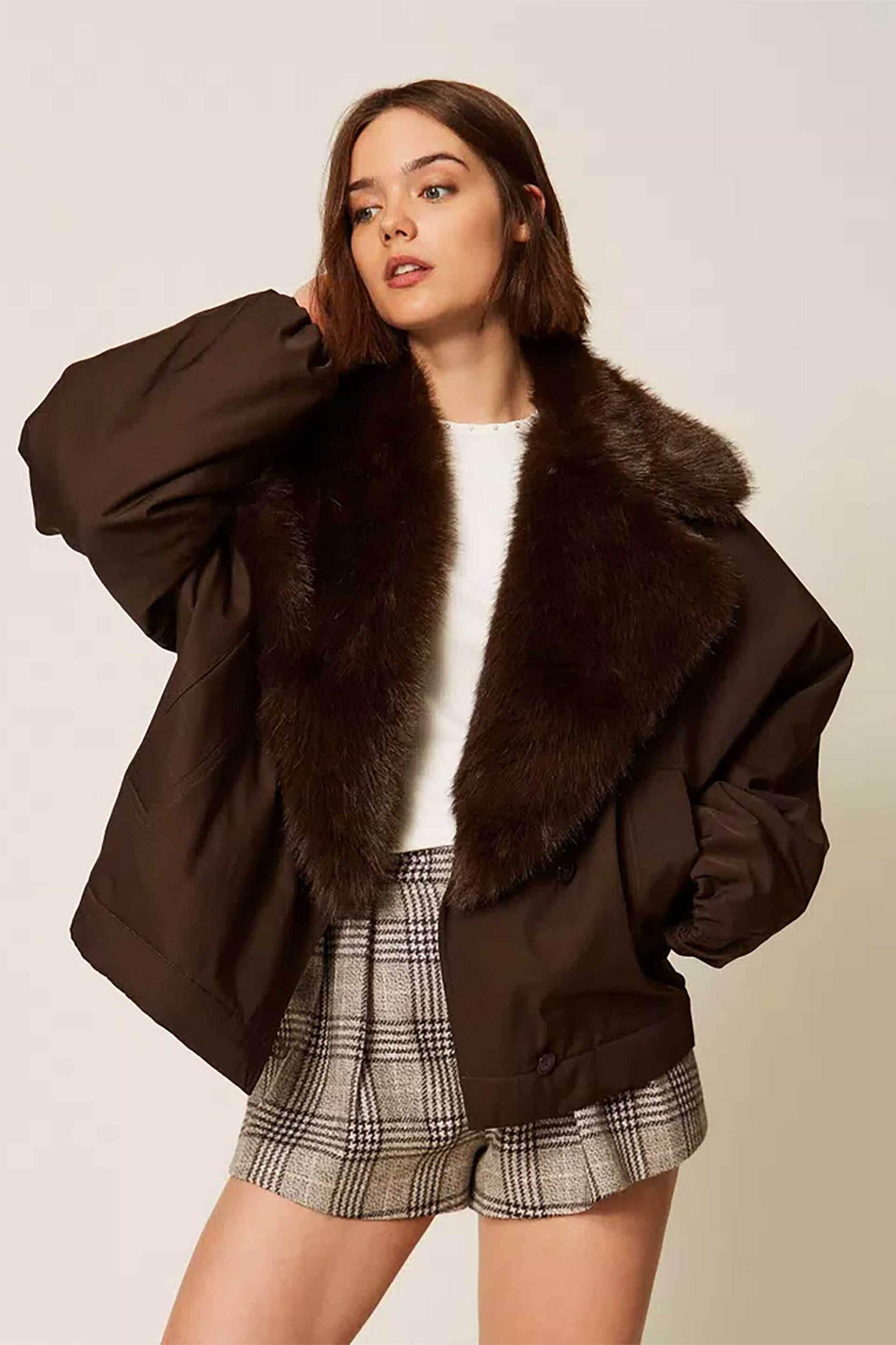 Twinset γυναικείο jacket με καπαρτινέ ύφασμα και faux fur γιακά - 262TP2181 Καφέ