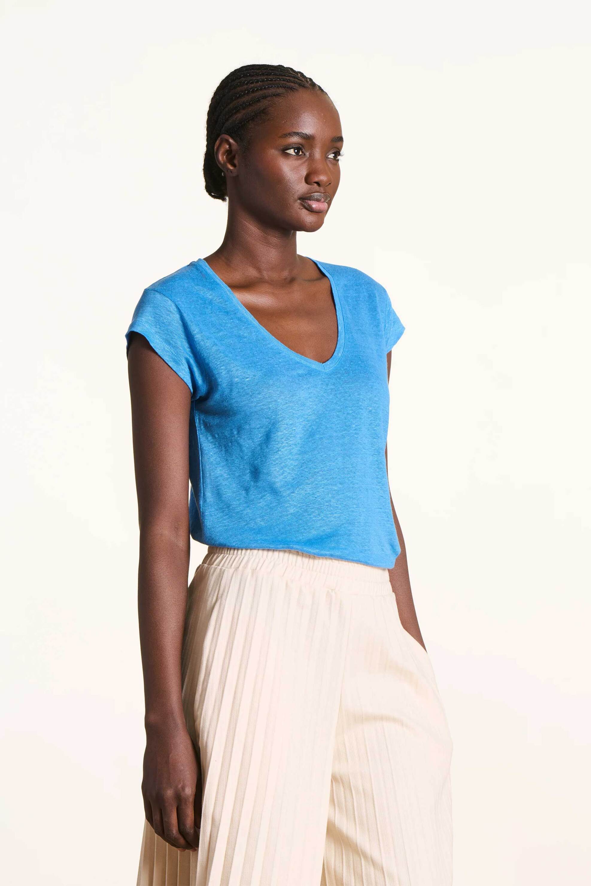 La Fée Maraboutée γυναικείο λινό T-shirt με V Straight Cut - FA-TS-DAVIA Γαλάζιο