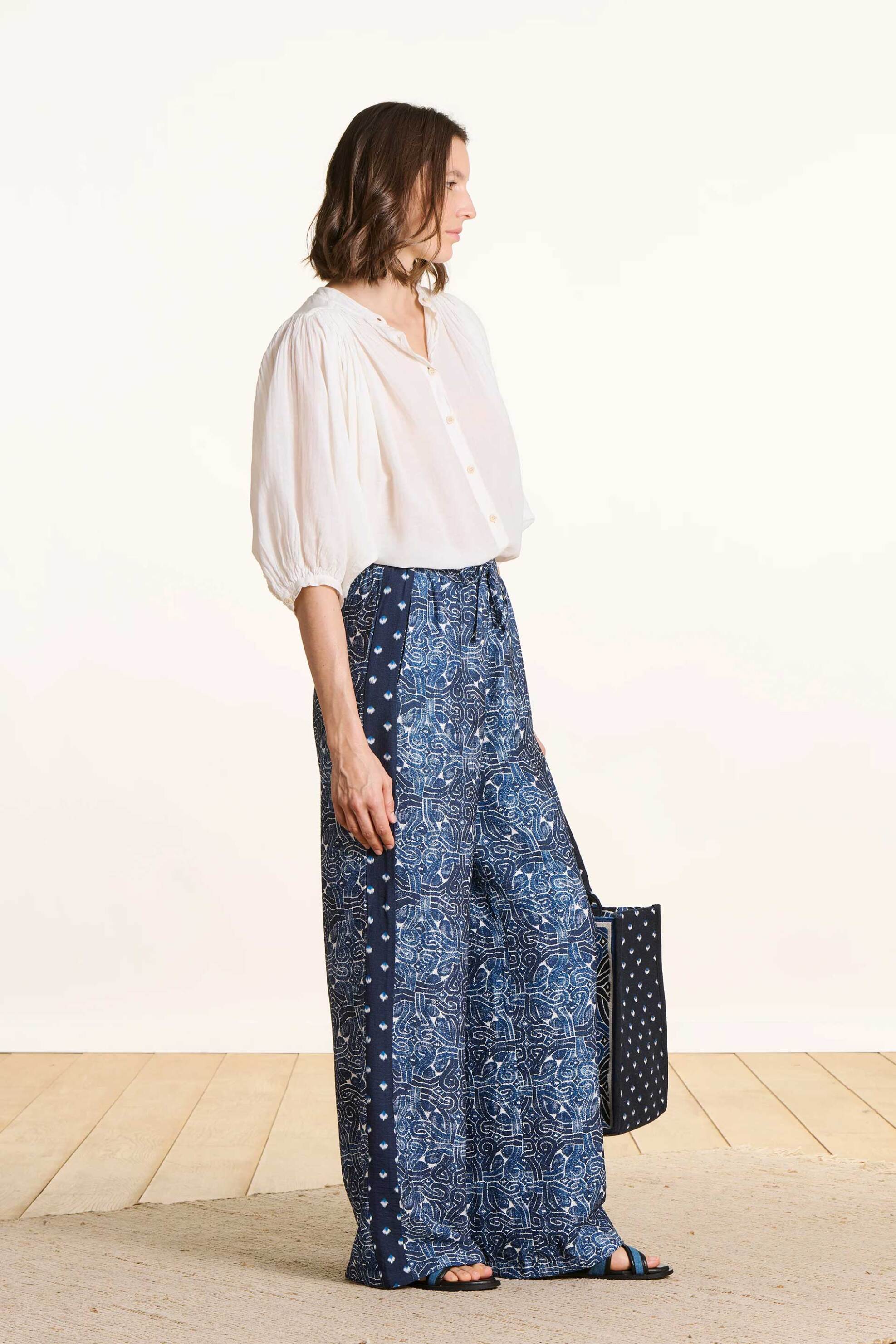 La Fée Maraboutée γυναικείο παντελόνι με all-over print Wide Fit - FL-PA-FRANZA-S Μπλε