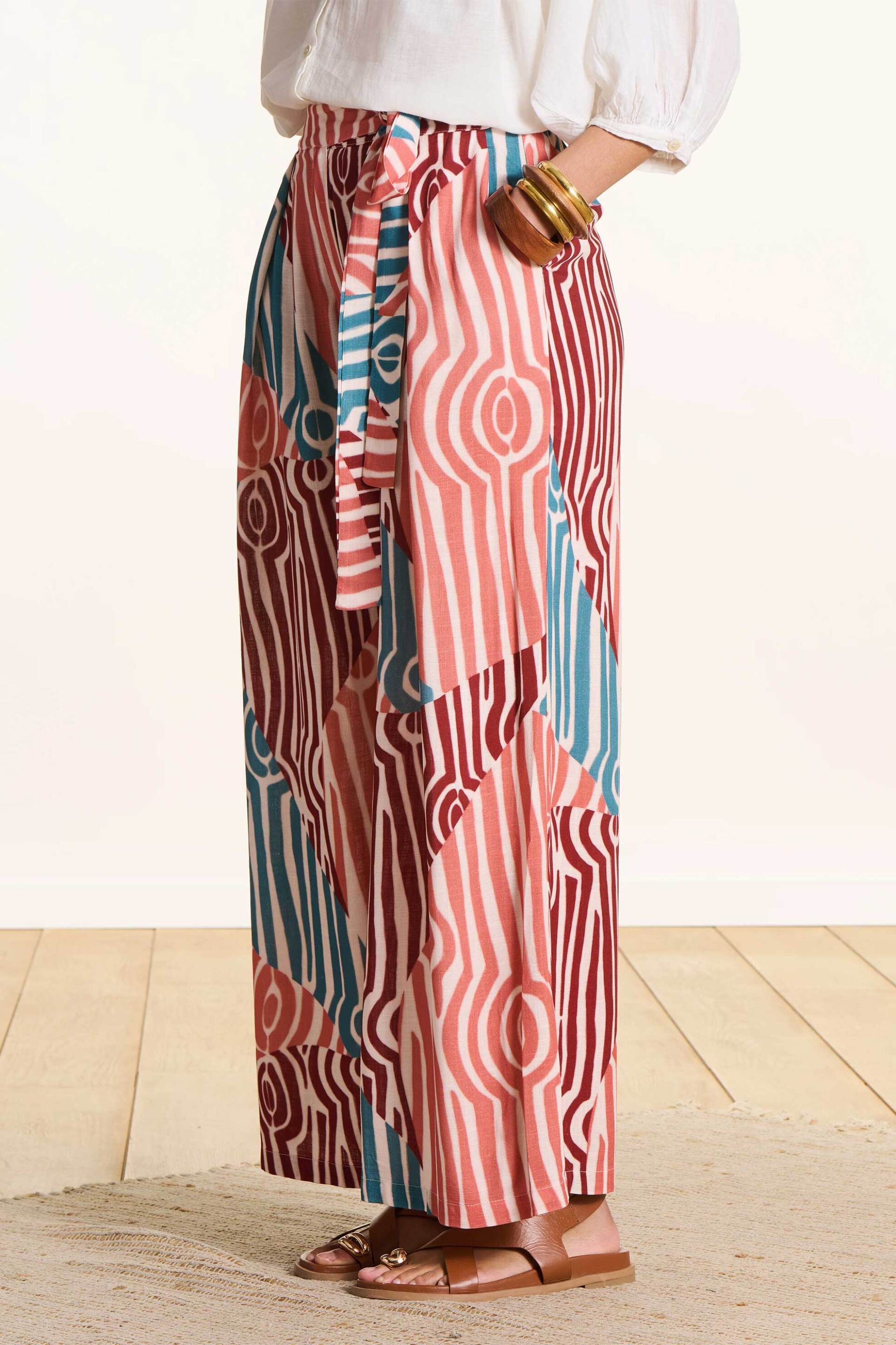 La Fée Maraboutée γυναικείο παντελόνι με all-over print Wide Fit - FL-PA-SIMBA-O Ροζ