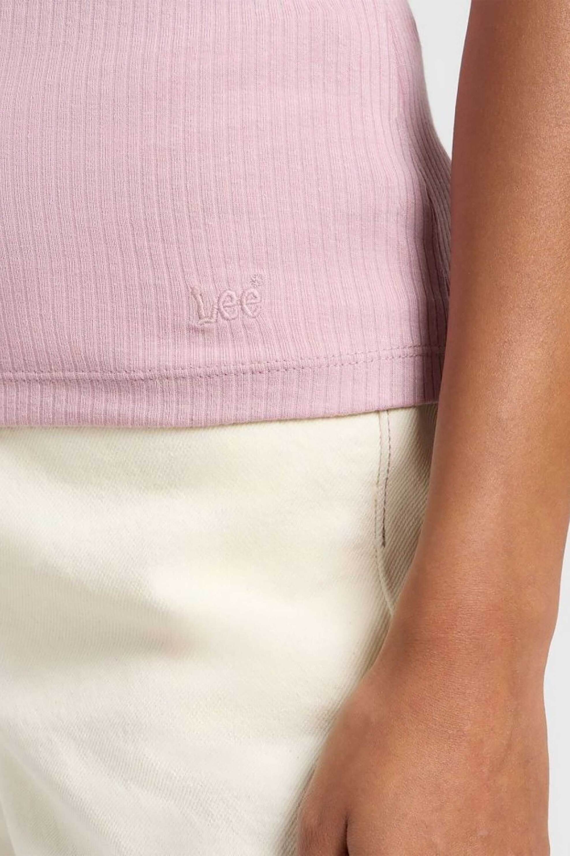 Lee® γυναικείο τοπ αμάνικο μονόχρωμο ribbed Slim Fit "Square Tank" - 112363644 Ροζ φωτογραφία