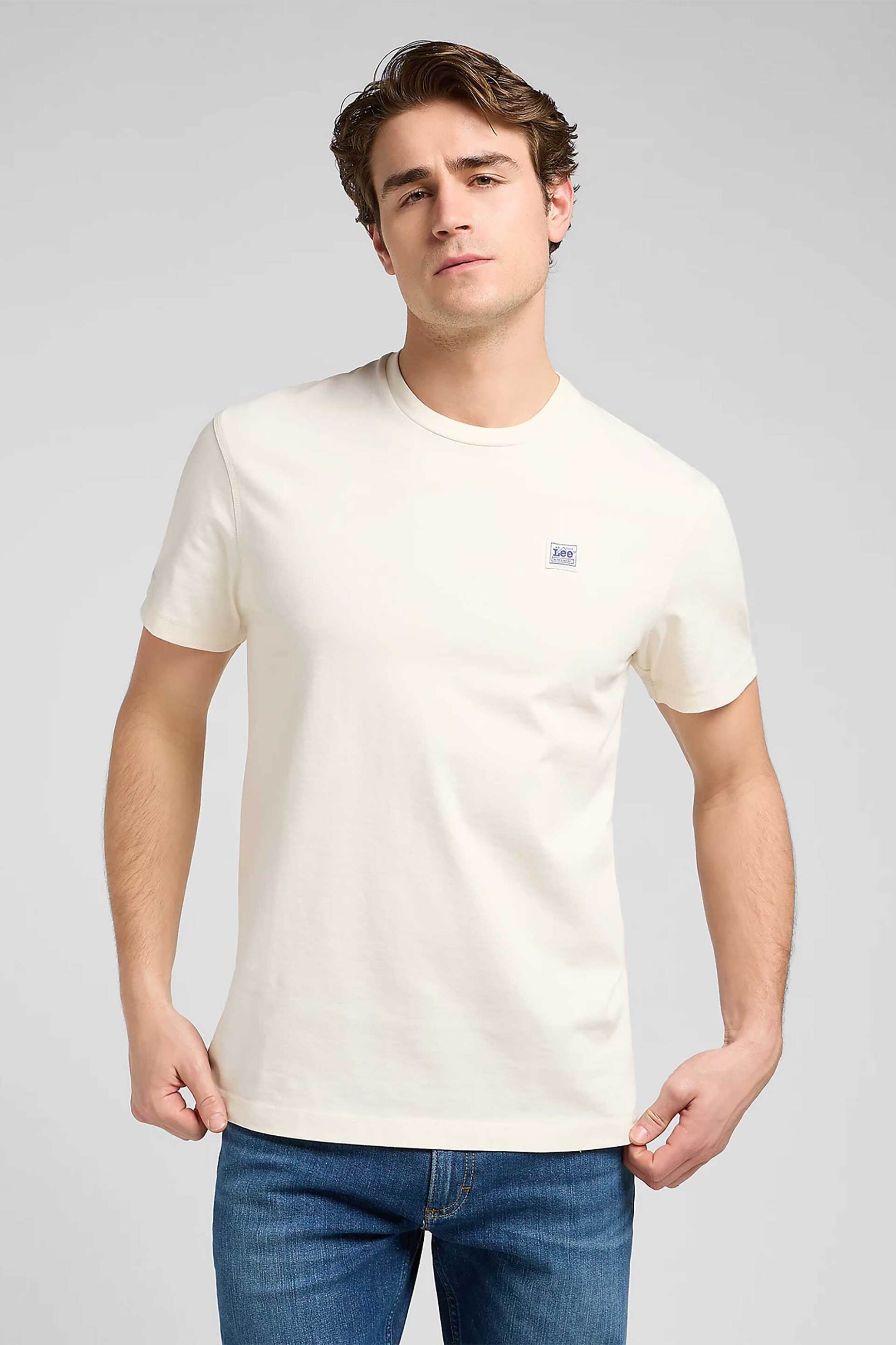 Lee® ανδρικό T-shirt μονόχρωμο με logo Regular Fit - 112370490 Εκρού