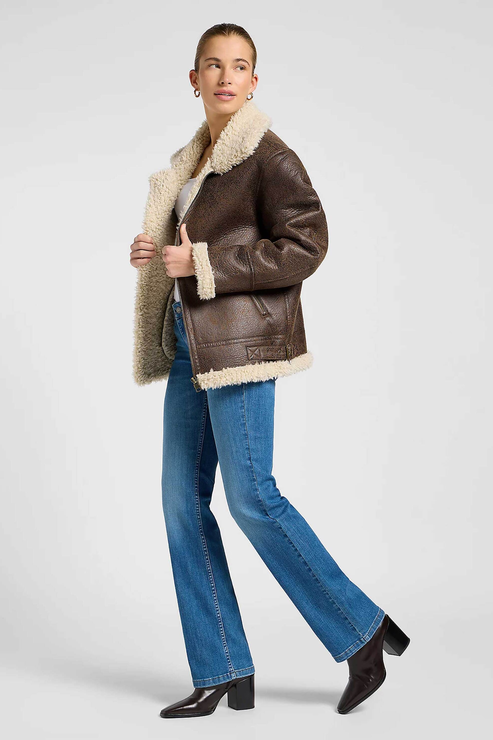 Lee® γυναικείο jacket με δερμάτινη όψη και γιακά, μανσέτες και επένδυση από faux γούνα Loose Fit "Aviator" - 112371079 Καφέ φωτογραφία