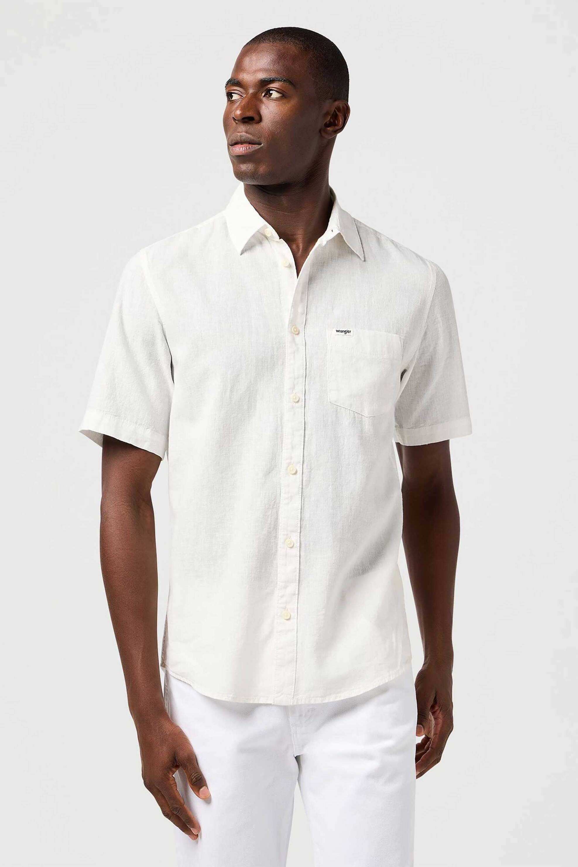 Wrangler® ανδρικό μονόχρωμο πουκάμισο με κοντό μανίκι "One Pocket" Regular Fit - 112362728 Λευκό
