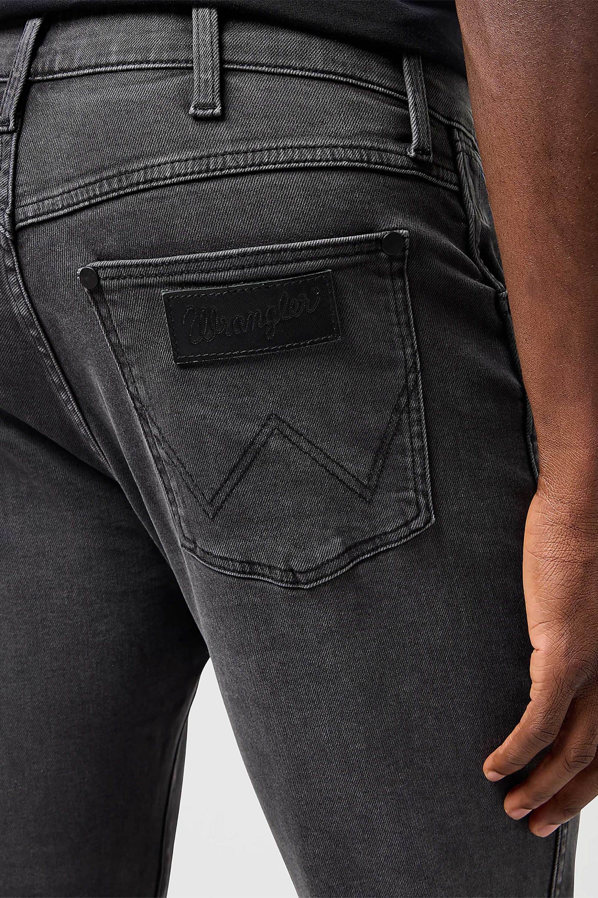 Wrangler® ανδρικό τζιν παντελόνι πεντάτσεπο Slim Tapered "Larston High Stretch" - 112362433 Μαύρο φωτογραφία