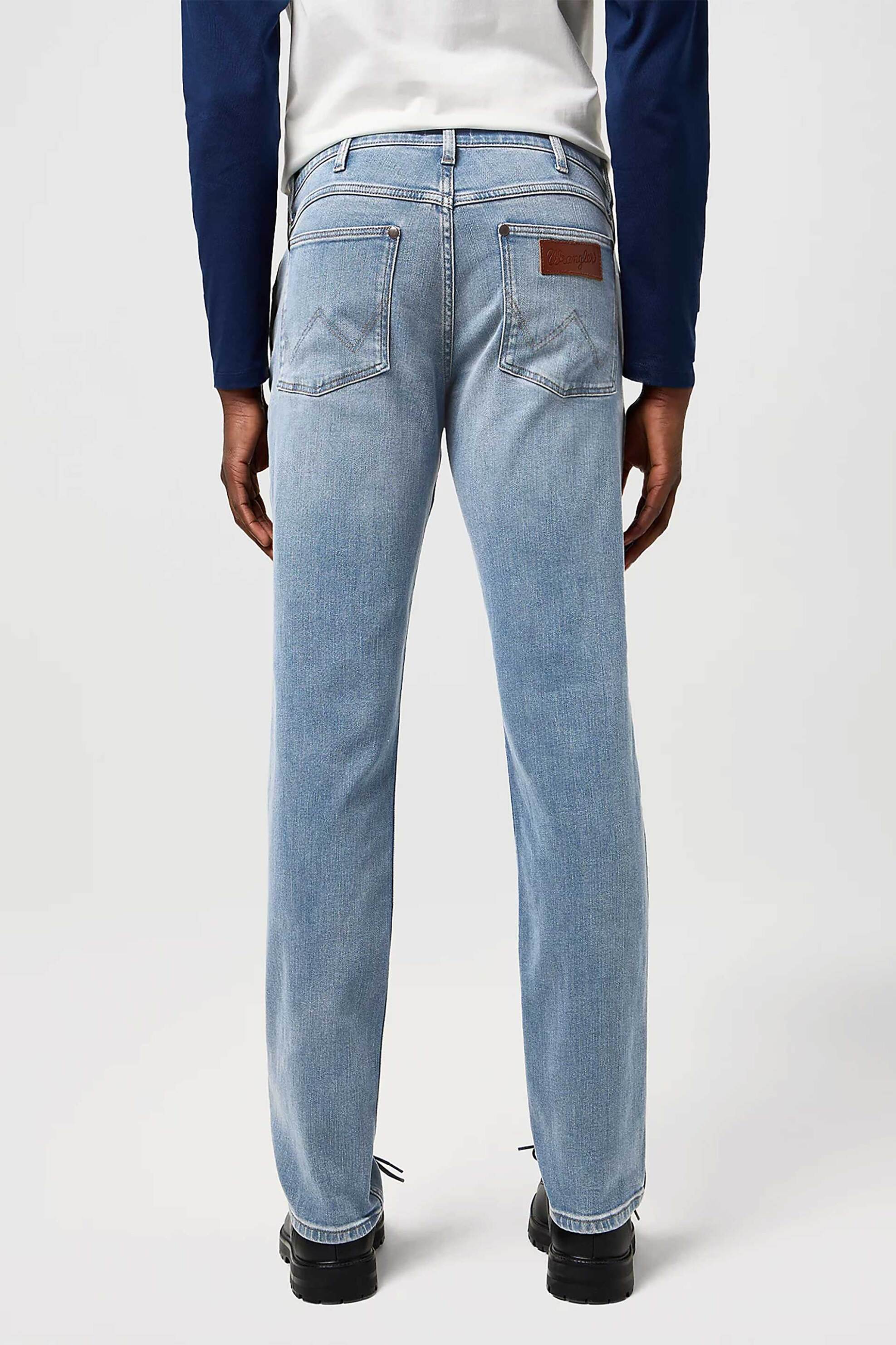 Wrangler® ανδρικό τζιν παντελόνι πεντάτσεπο Straight Fit "Greensboro" - 112370850 Denim Blue Ανοιχτό φωτογραφία