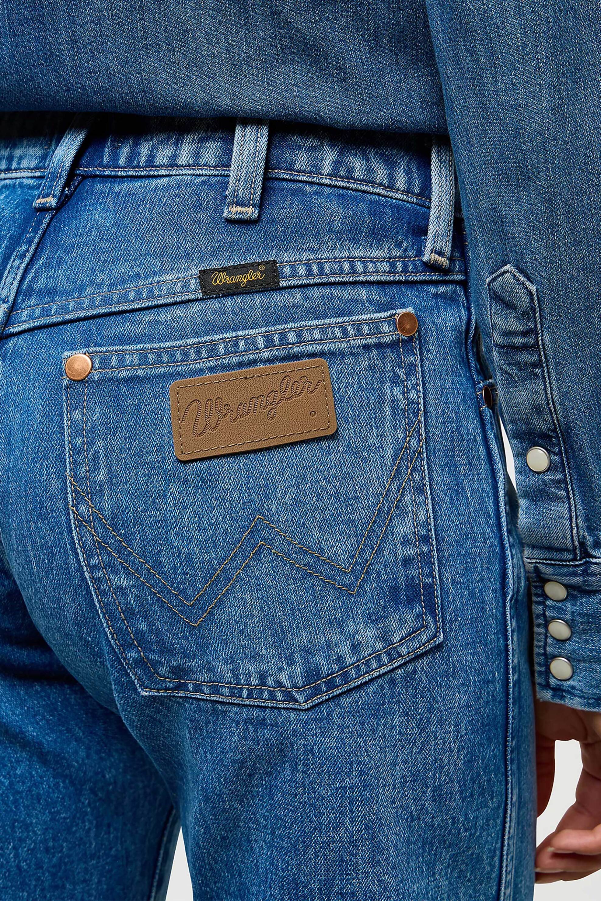 Wrangler® γυναικείο τζιν παντελόνι πεντάτσεπο χαμηλόμεσο "Cowboy" - 112371112 Denim Blue φωτογραφία