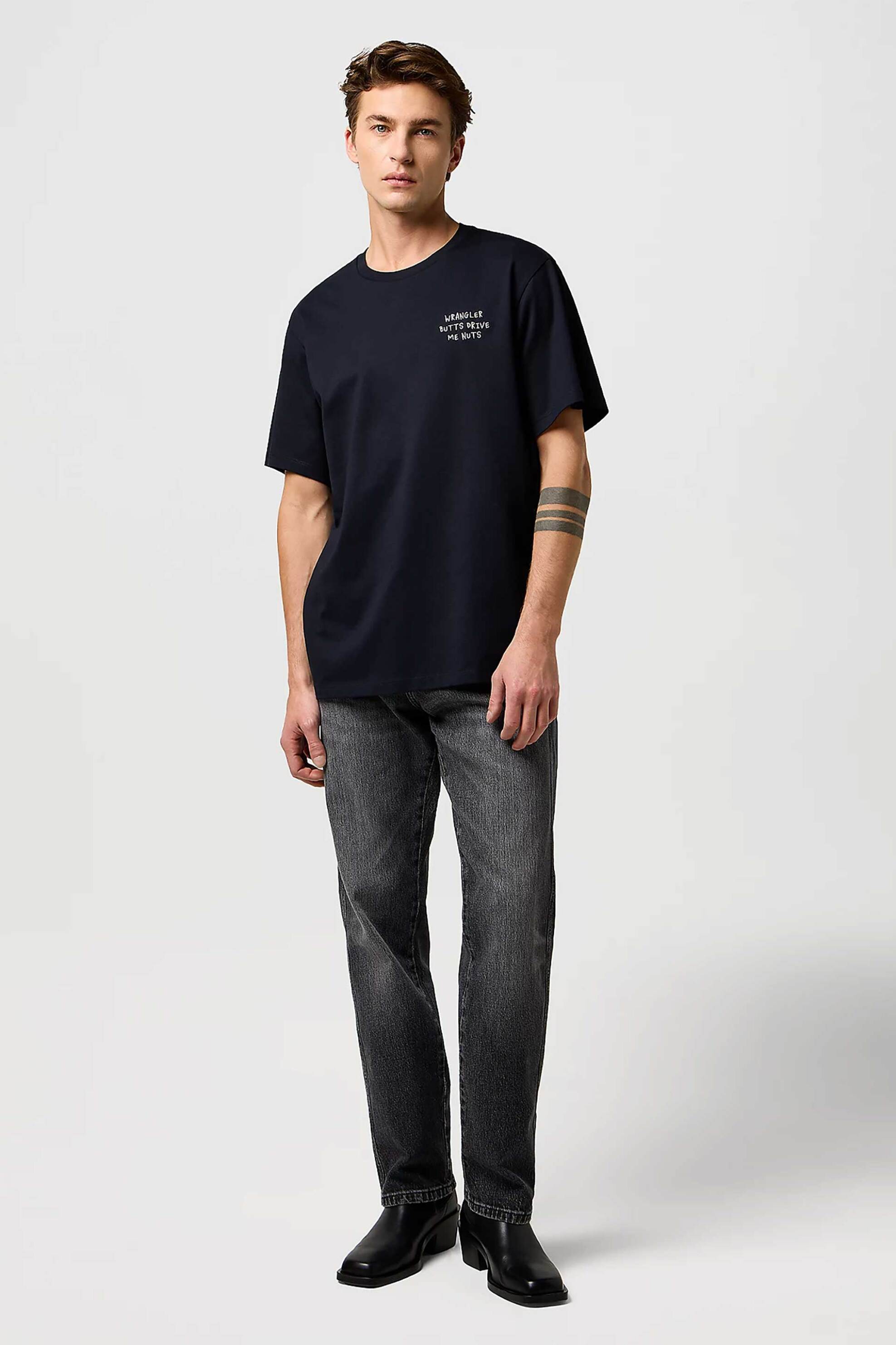 Wrangler® ανδρικό T-shirt με κεντημένο lettering Relaxed Fit - 112371489 Μαύρο φωτογραφία