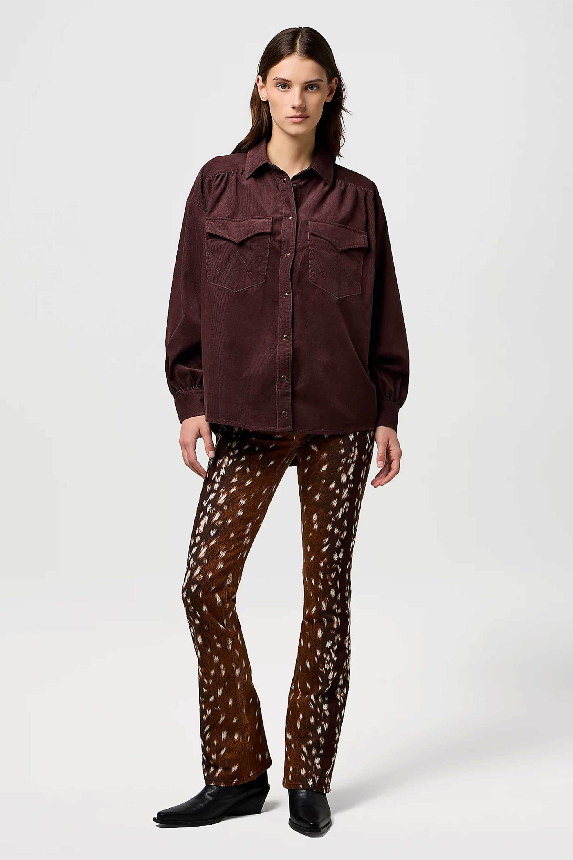 Wrangler® γυναικείο κοτλέ overshirt με τσέπες Loose Fit "Yoke Western" - 112370790 Καφέ Σκούρο φωτογραφία