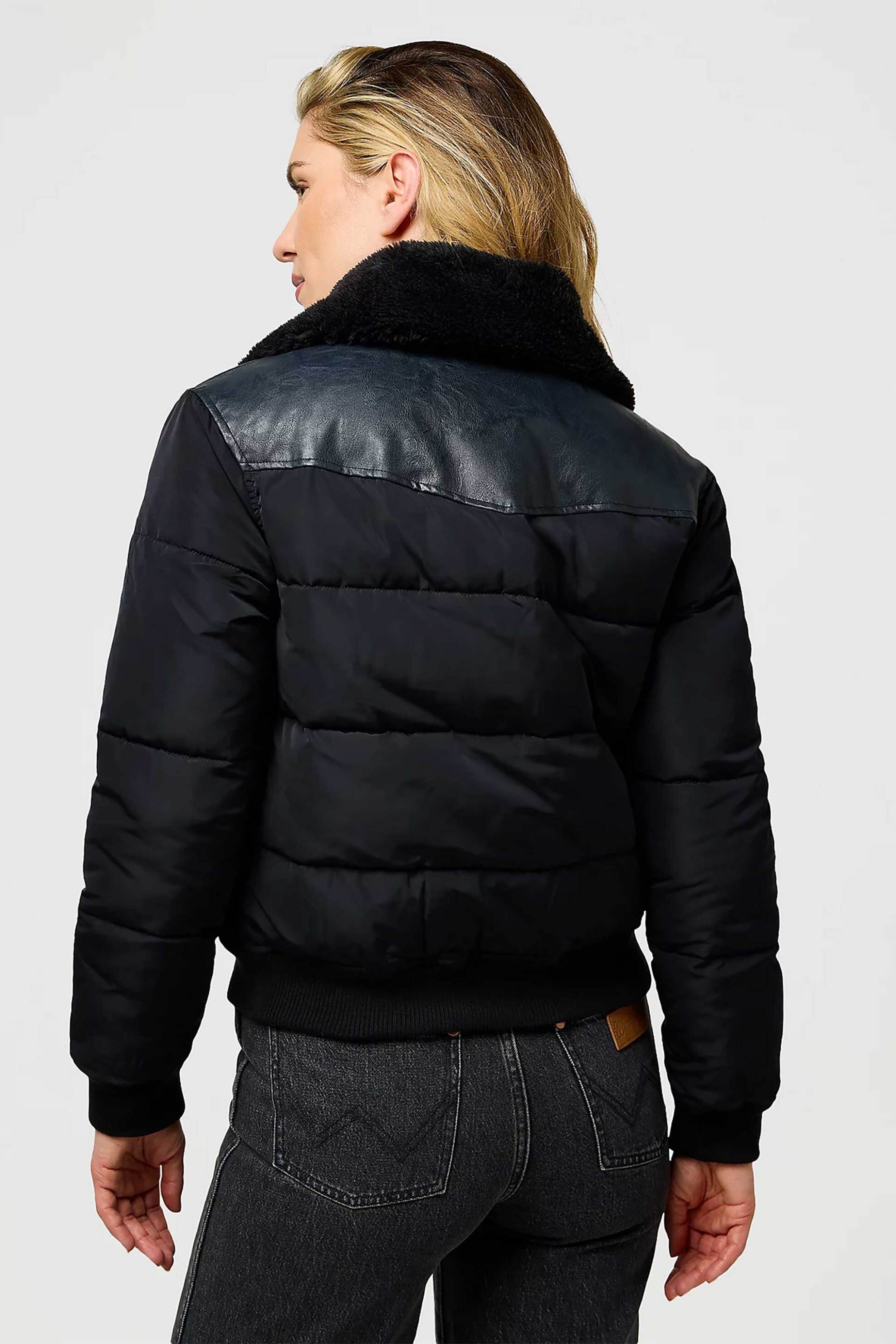 Wrangler® γυναικείο puffer μπουφάν Regular Fit "Western" - 112370812 Μαύρο φωτογραφία