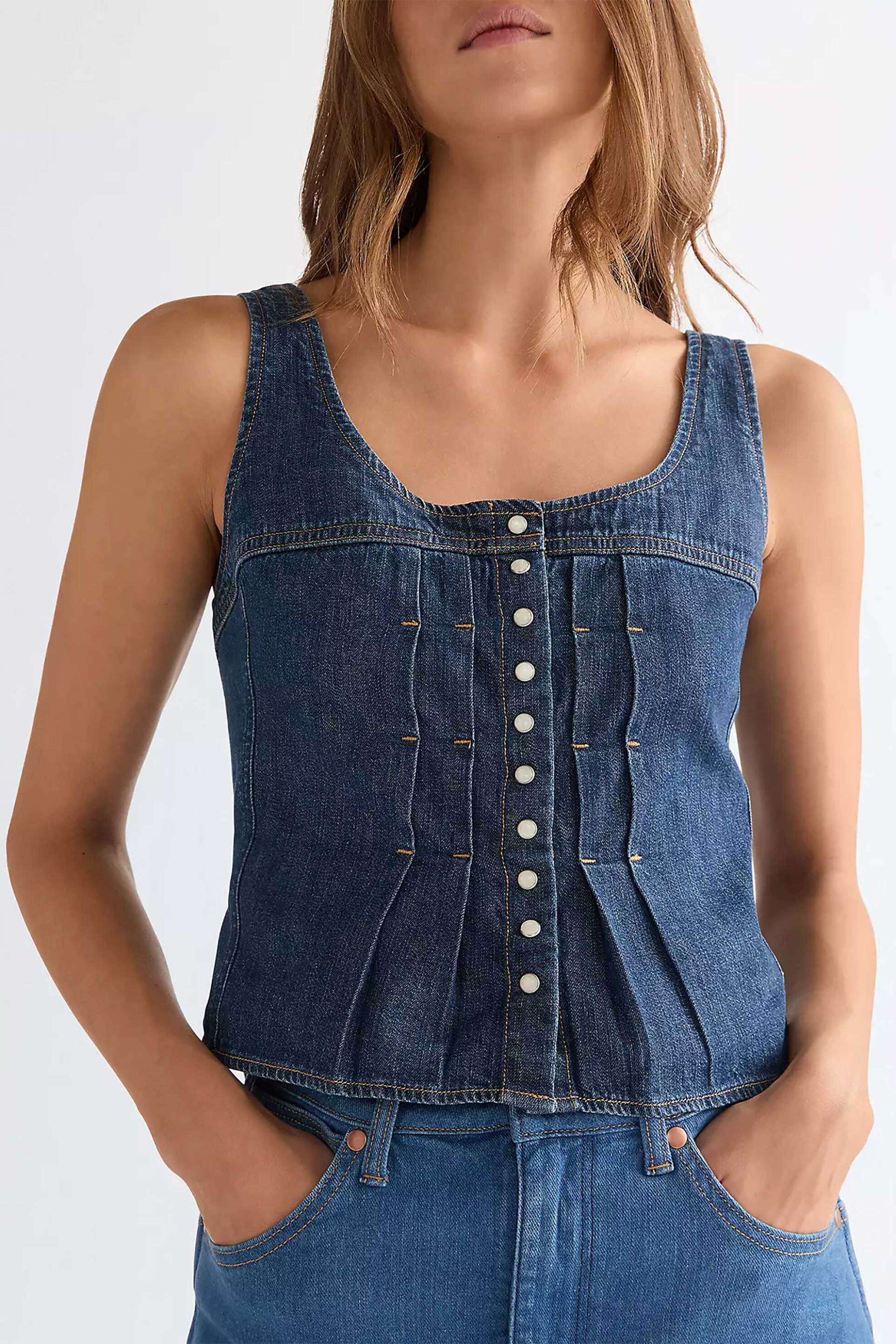 WRANGLER Wrangler® γυναικεία denim μπλούζα αμάνικη με σούρες Slim Fit - 112378136 Denim Blue - 2