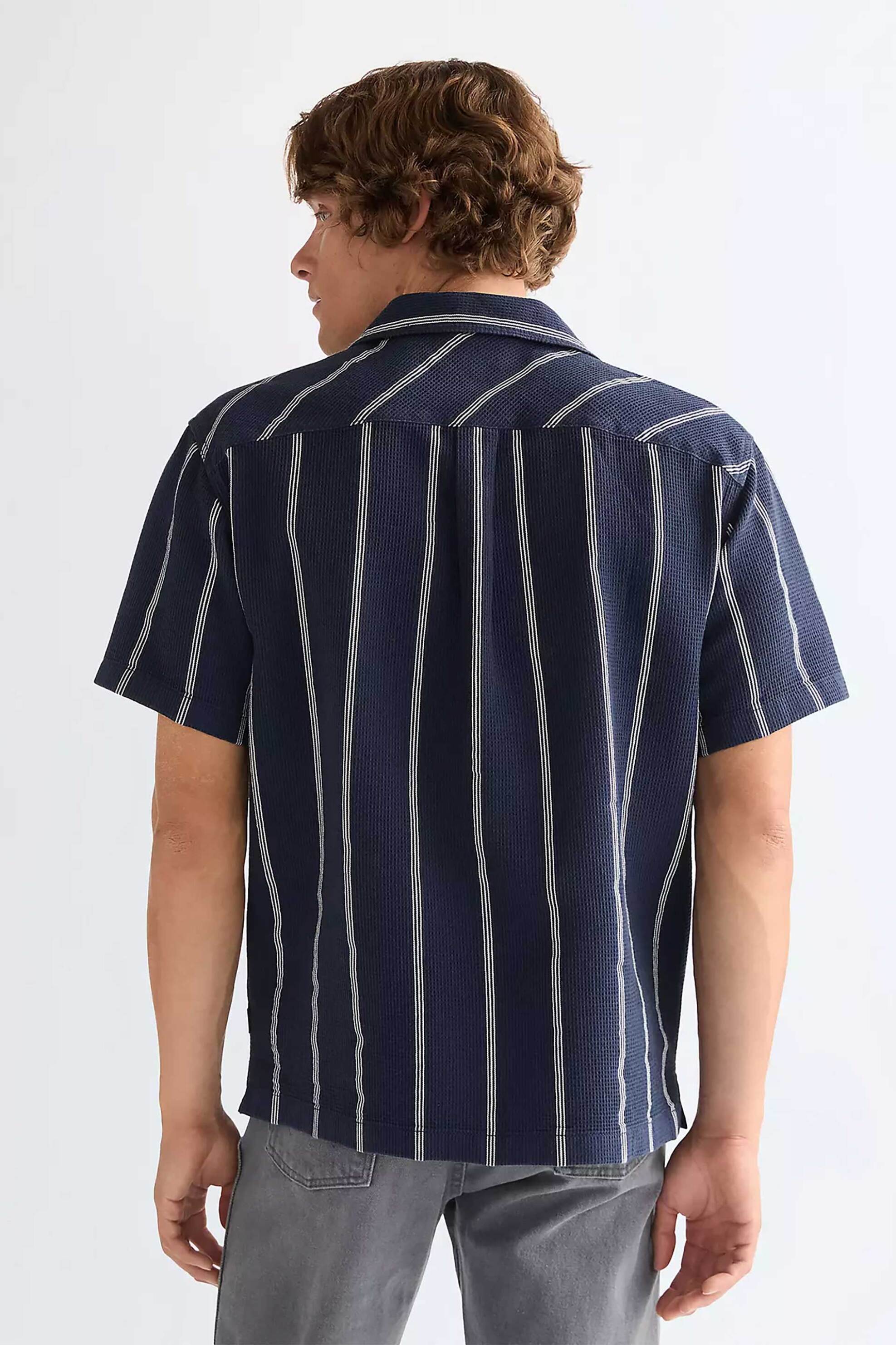 Wrangler Ανδρικό Κοντομάνικο Πουκάμισο με Ριγέ Σχέδιο Relaxed Fit - 112378102 Μπλε Σκούρο