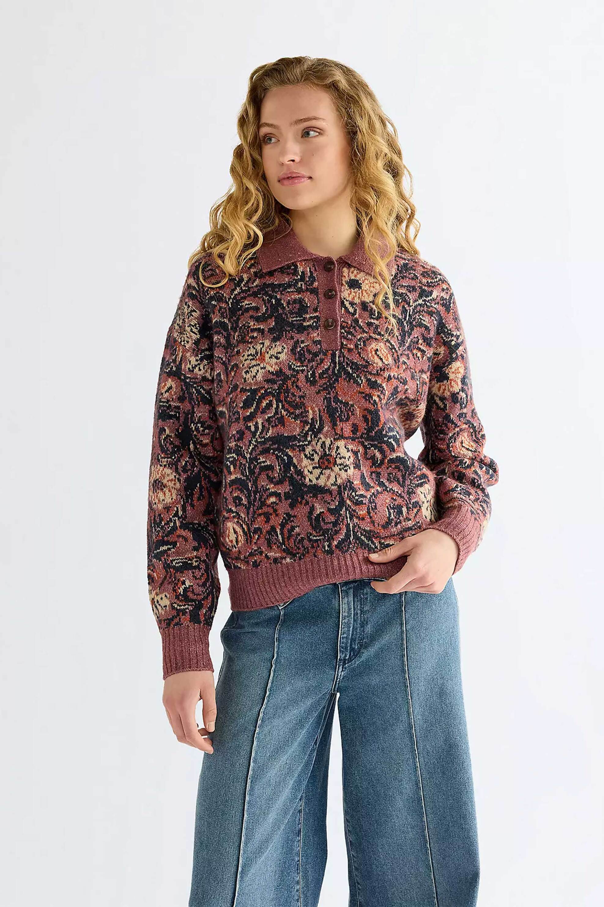 Wrangler® γυναικεία πλεκτή μπλούζα πόλο με floral print Regular Fit - 112387534 Ροζ Persian