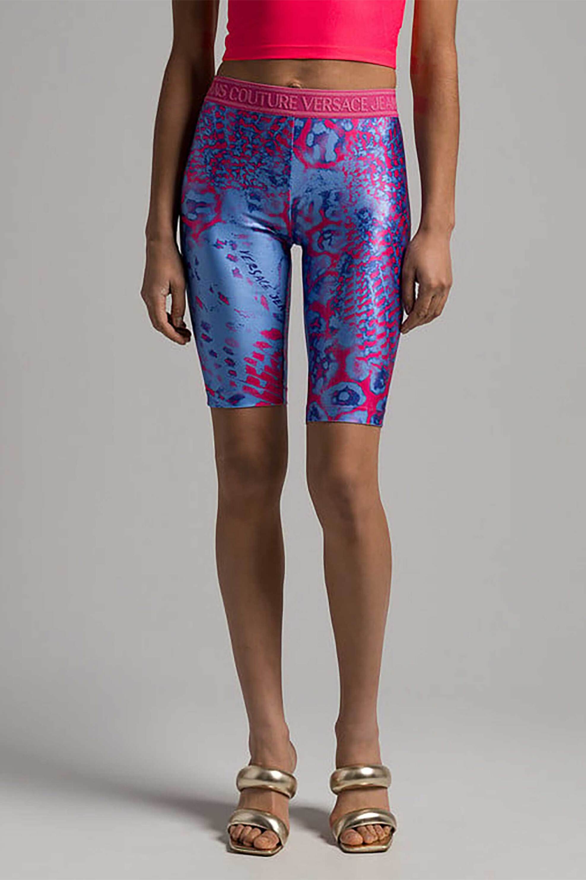 Versace Jeans Couture γυναικείο biker κολάν με all-over print και ελαστική μέση - 76HAC106JS289 Πολύχρωμο φωτογραφία