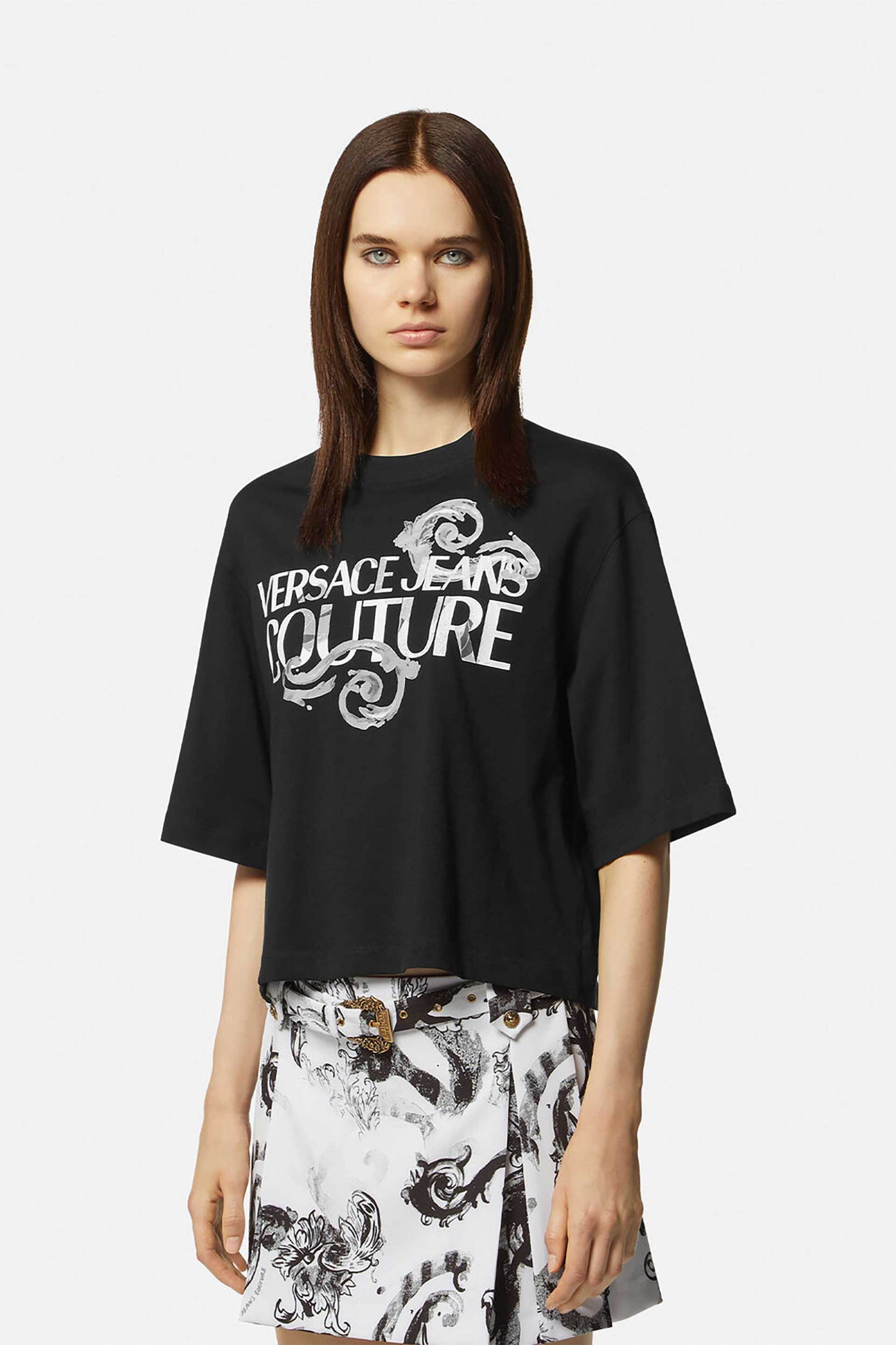 Versace Jeans Couture γυναικείο T-shirt μονόχρωμο βαμβακερό με contrast logo και Baroque print - 76HAHG01CJ00G Μαύρο