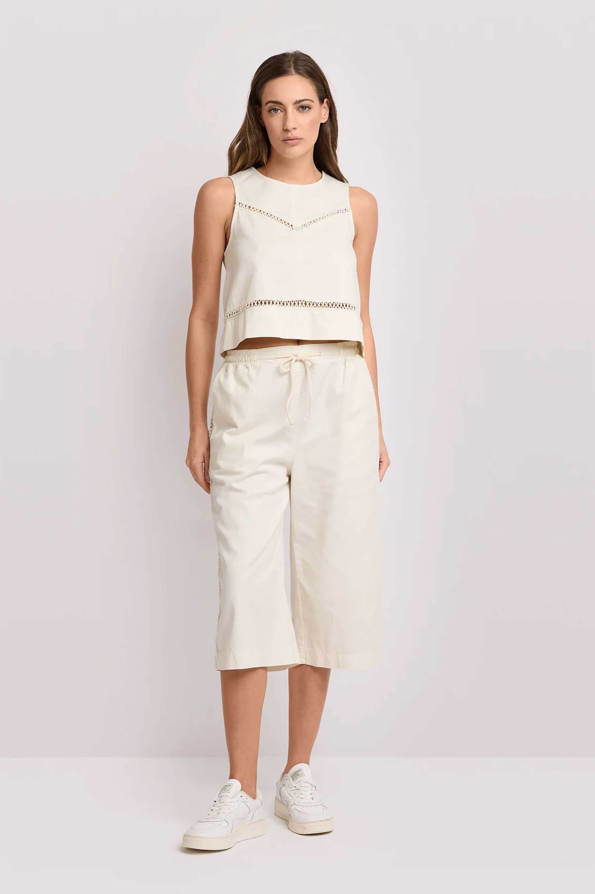 Kocca γυναικείο cropped τοπ με διάτρητες λεπτομέρειες "Malban" - P26PTP8619ABUN0000 Κρέμ φωτογραφία