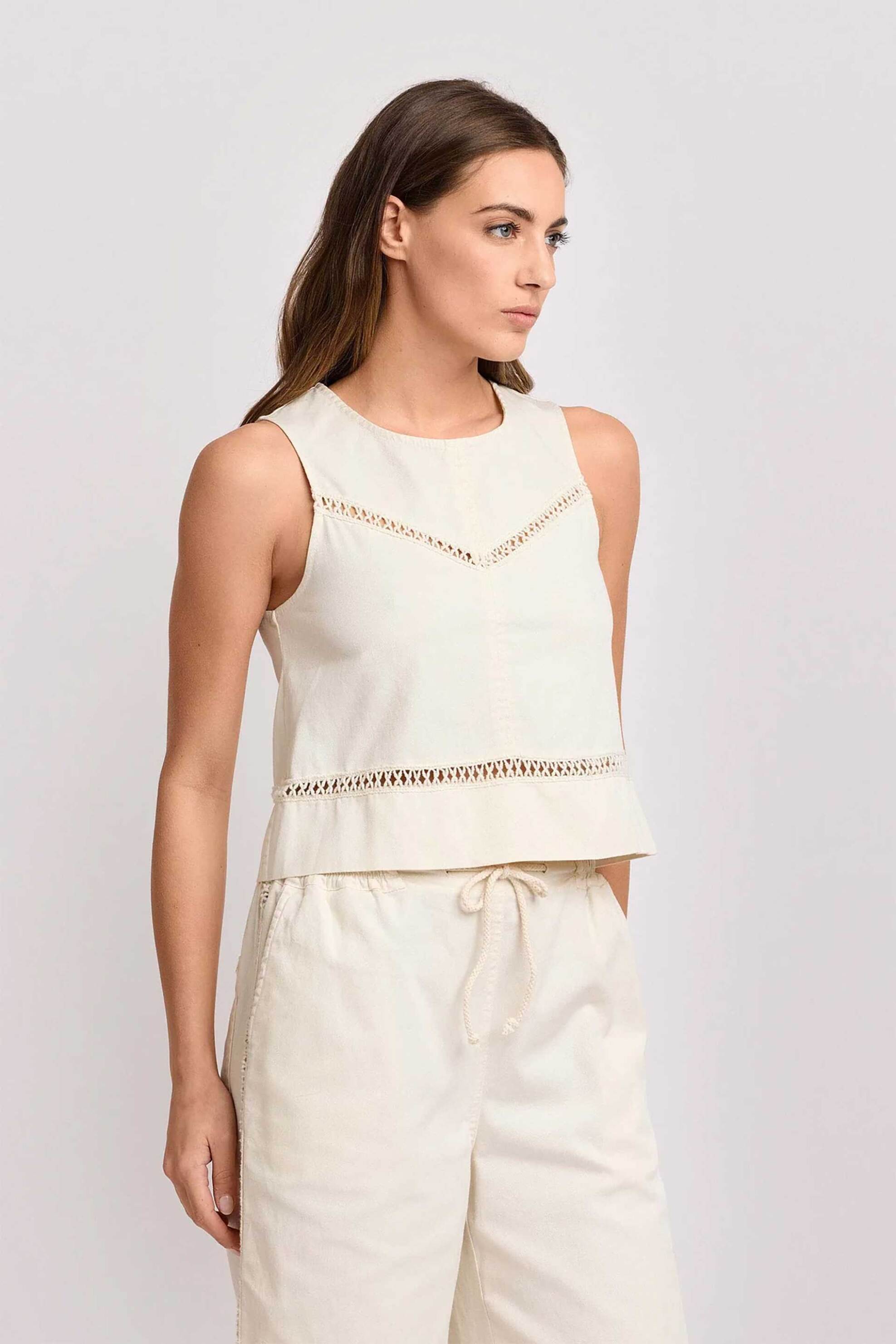 Kocca γυναικείο cropped τοπ με διάτρητες λεπτομέρειες "Malban" - P26PTP8619ABUN0000 Κρέμ φωτογραφία