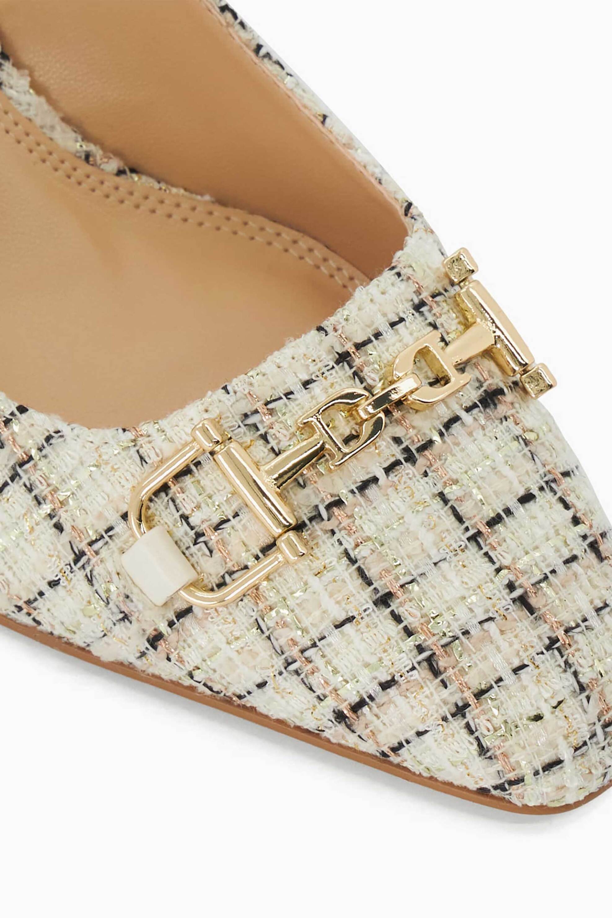 Dune London γυναικείες γόβες με boucle ύφασμα και μεταλλική αγκράφα "Choices" - 0093503940048 Κρέμ φωτογραφία